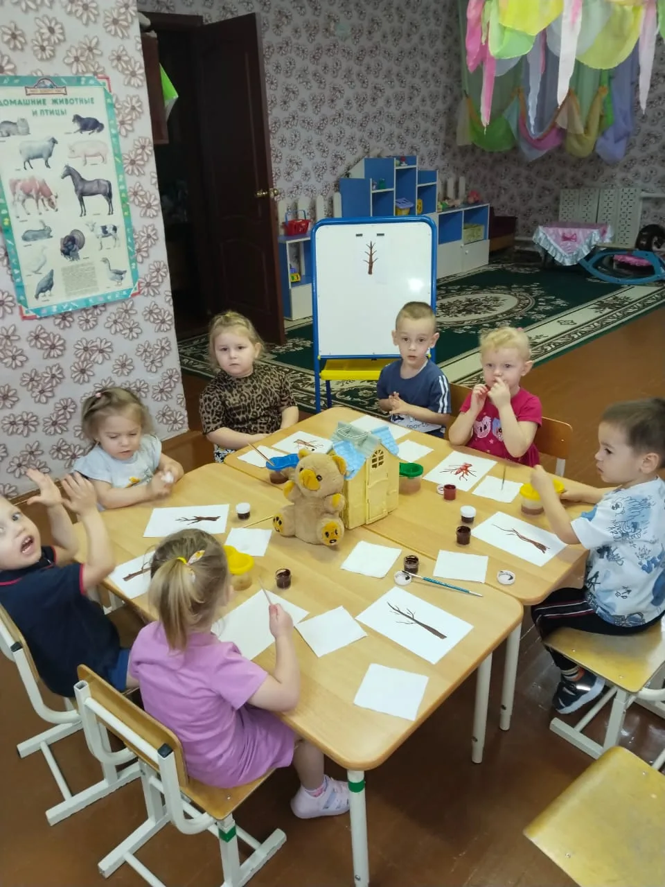 У каждого дома