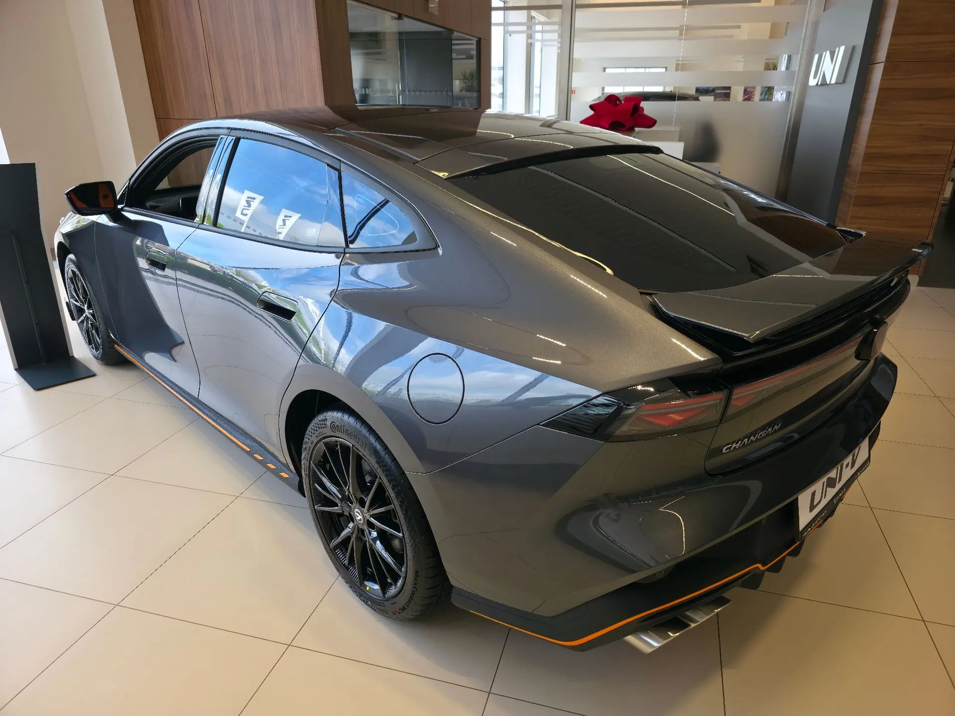 🚗🔥 Changan UNI‑V 2.0T — та самая «новая Октавия», которую мы заслужили. Только злее, быстрее и без D