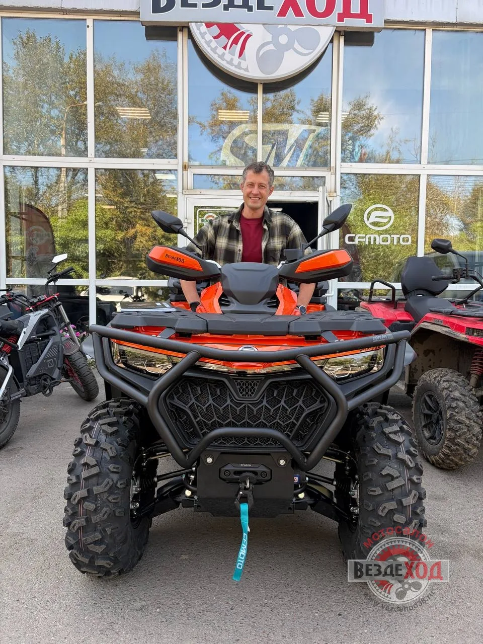 Поздравляем нашего клиента Максима с приобретением квадроцикла CFMOTO CFORCE 800 H.O. E...