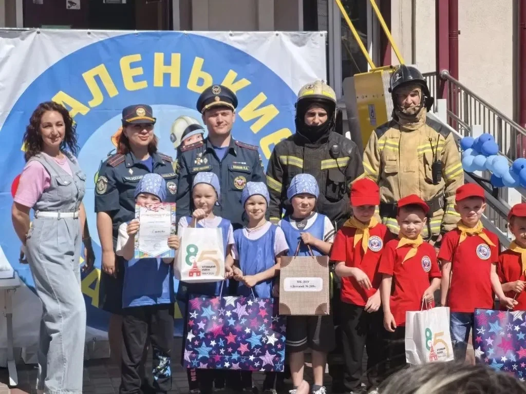 Поздравляем нашу команду с победой в районном мероприятии «Маленькие спасатели»!
Наши юные герои про