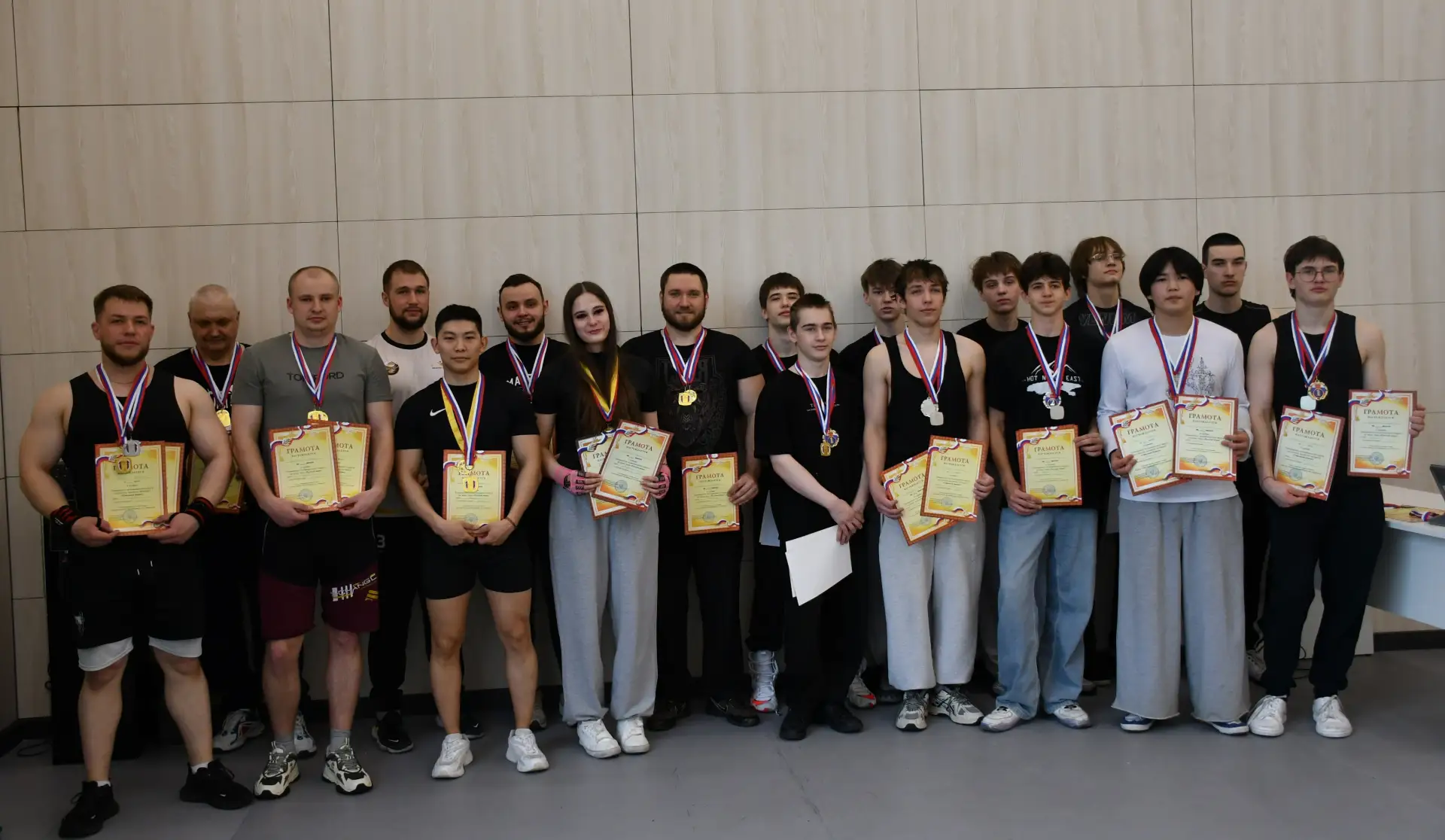 💪Сегодня в нашем  физкультурно-оздоровительном комплексе  прошли силовые чемпионаты — ...