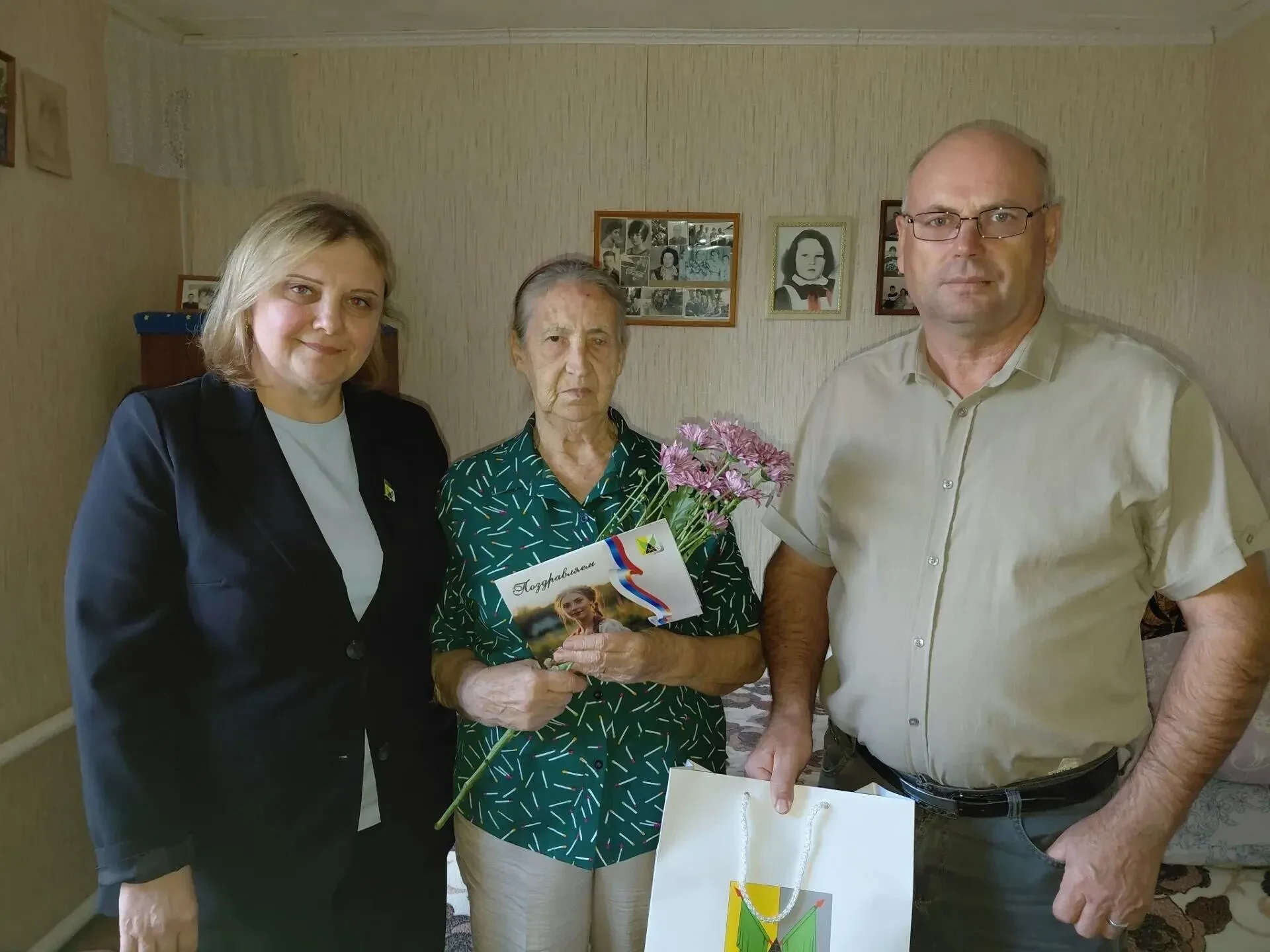 📌Свой 80-й день рождения отметила жительница Еремеевки Агния Николаевна Коба.