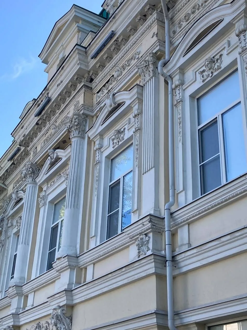 🏛 Что посмотреть: Особняк Лусегена Попова