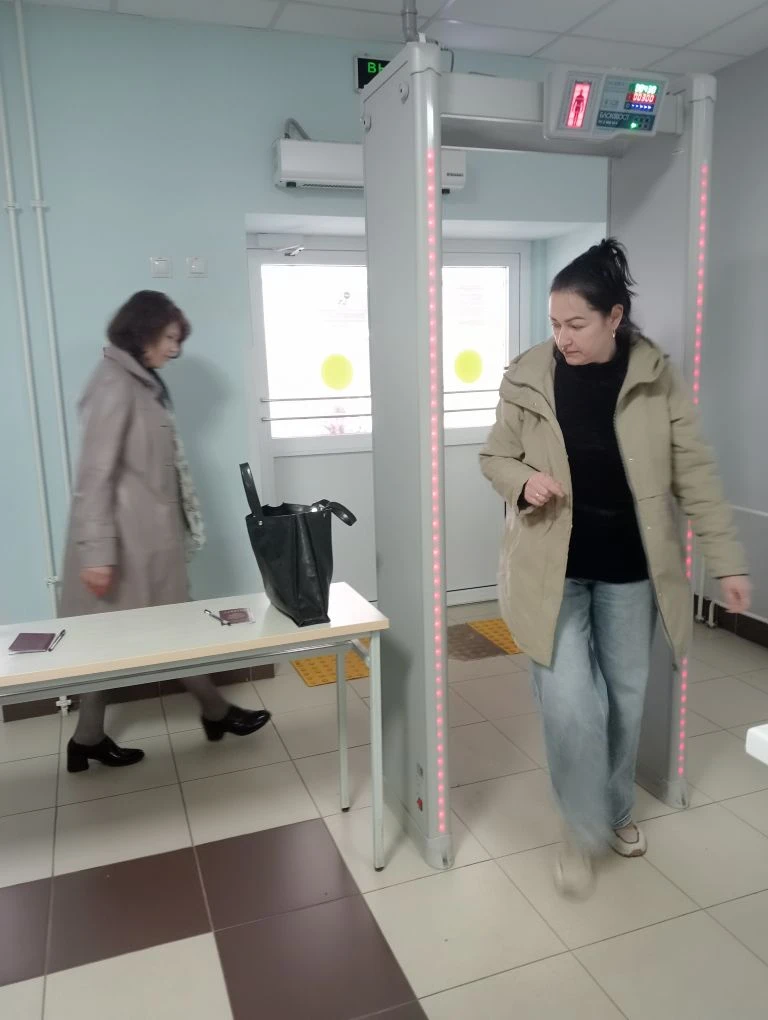🚀 Мамы и папы за партами: честный эксперимент над собой!  Сегодня в нашей школе  одители учеников 10