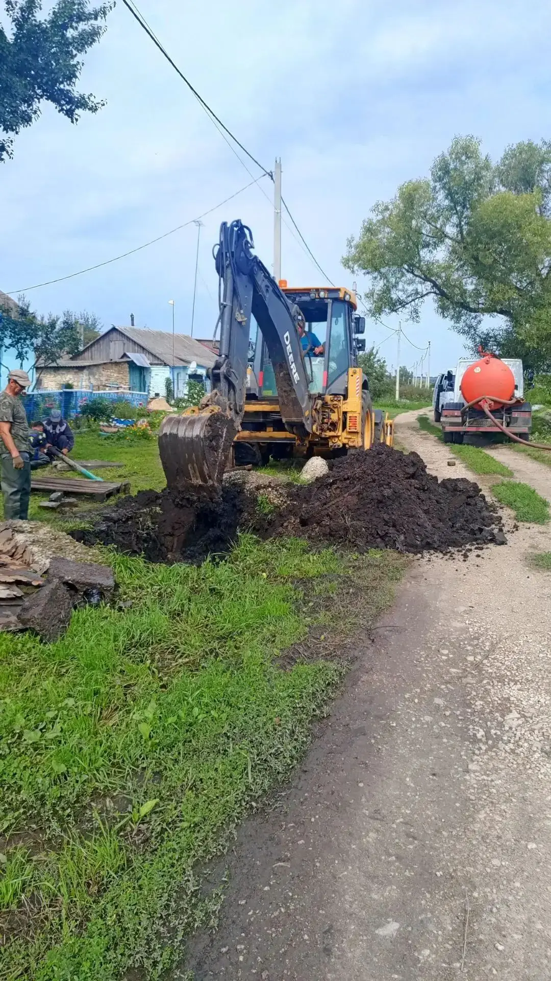 Сегодня бригада МУП «Данковский водоканал» завершила планово-восстановительные работы н...