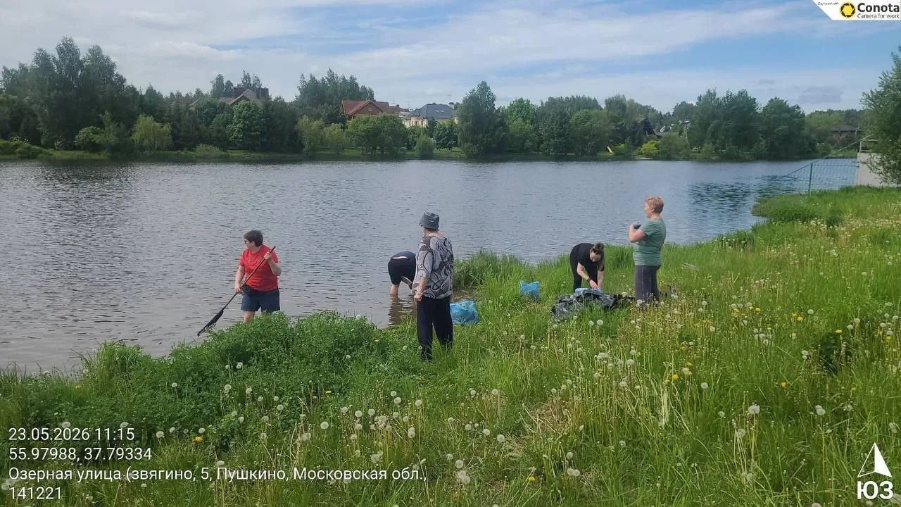 Мир не без добрых людей: перед купальным сезоном жители Звягино и Черкизово очистили пл...