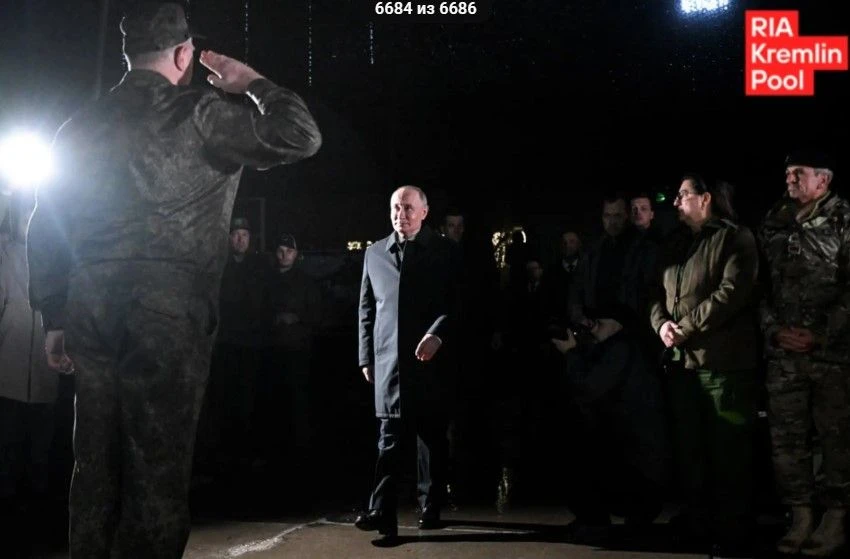 ⚡️ Владимир Путин посетил военный полигон в Челябинской области