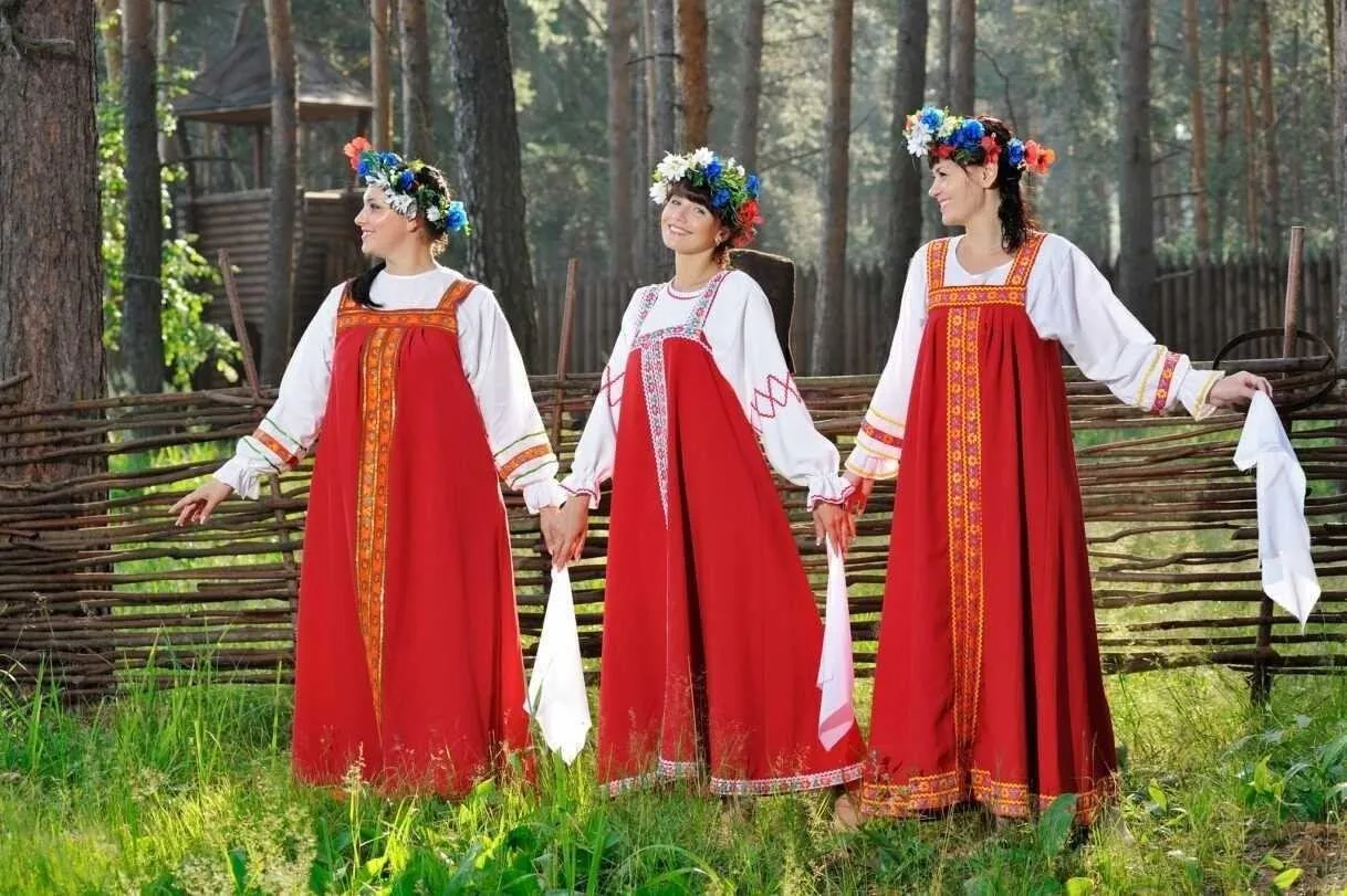 🎉 13 августа — День русского сарафана! 🎉