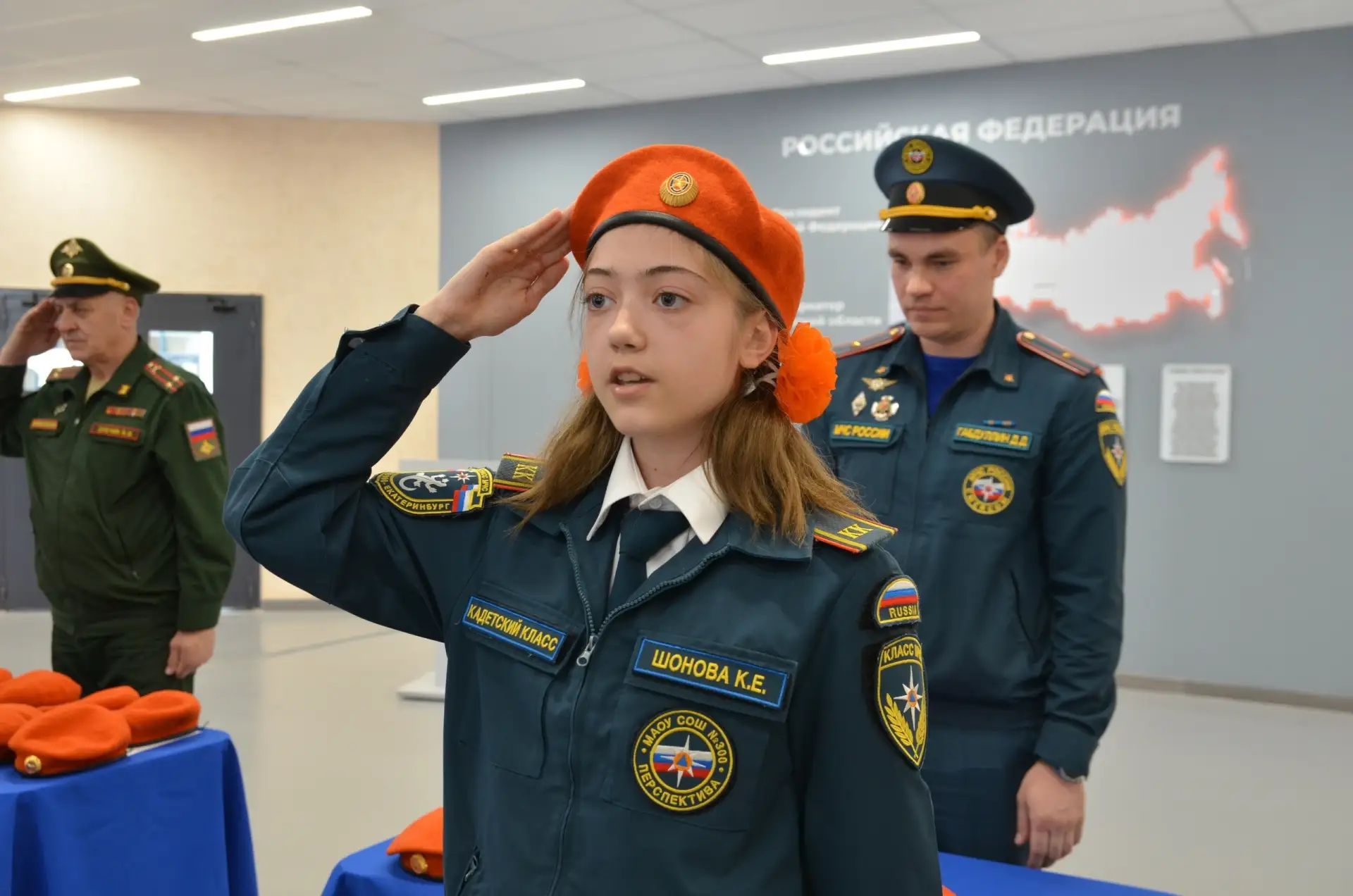🧑‍🚒 377 лет на страже безопасности: с Днём пожарной охраны России! 🇷🇺  От лица МАОУ СОШ № 300 «Персп