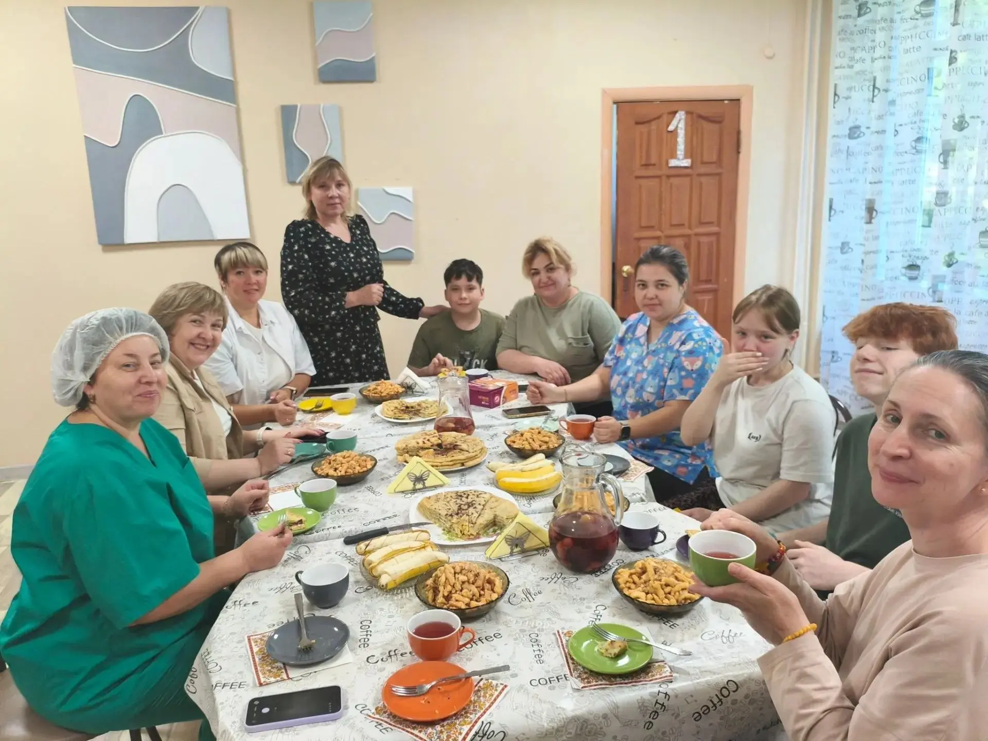 Мука, сахар, щепотка творчества и… сплоченная команда! 🧑‍🍳👩‍🍳