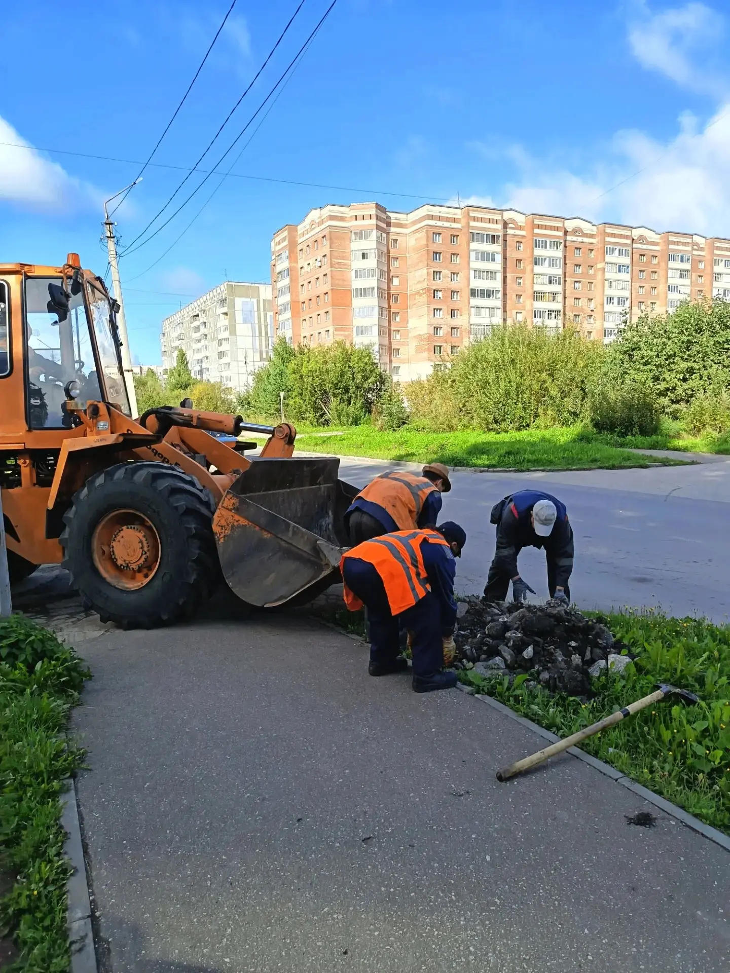 ❗️Важное про вывоз веток и строительного боя.
