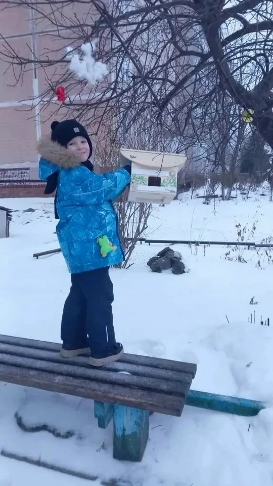 Наши воспитаники совместно с родителями стали активными участниками акции "Покормите пт...