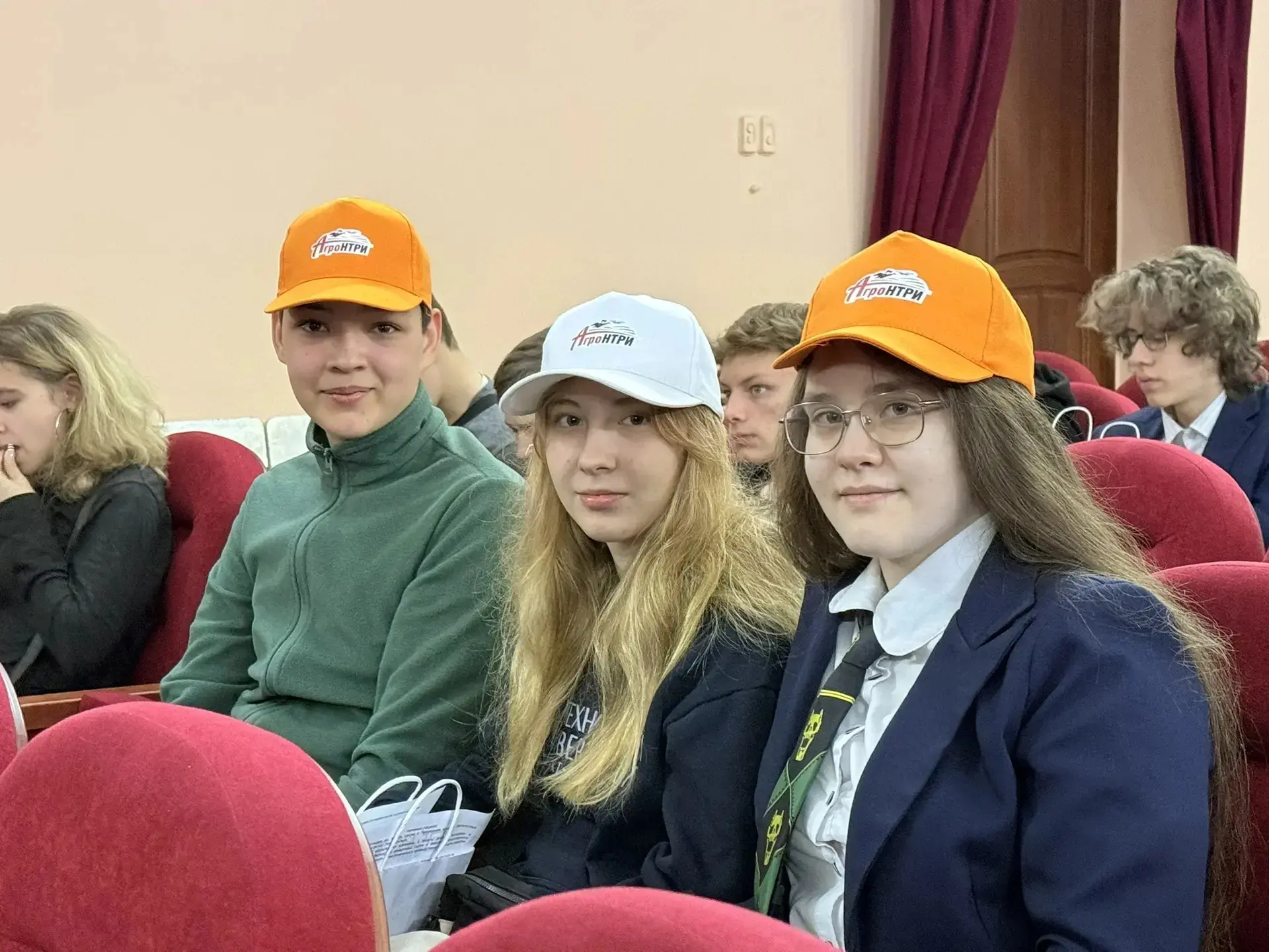 Ученики Залогской школы участвуют в региональном этапе международного конкурса «АгроНТРИ-2026»  Радо