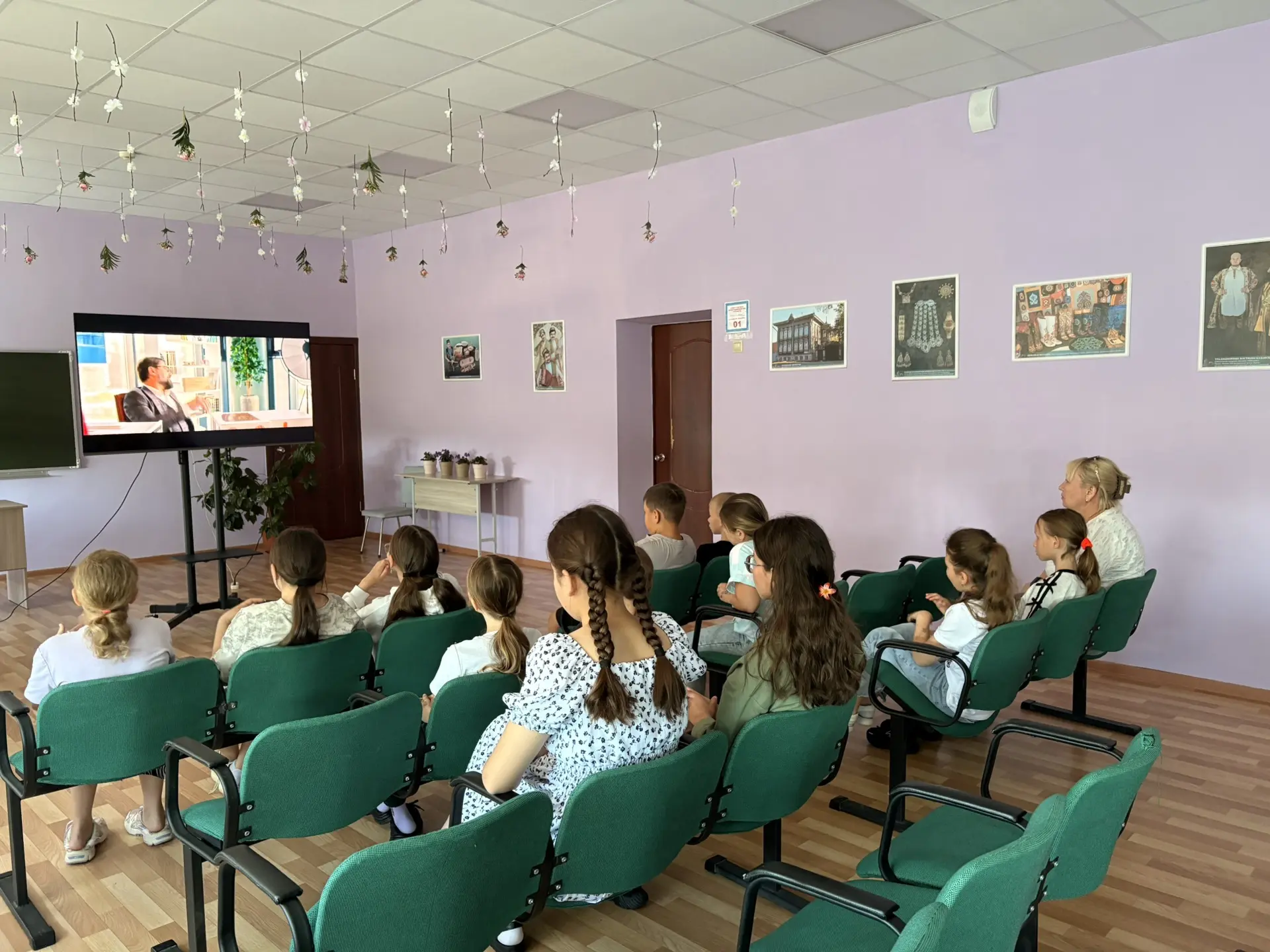 🎬 К нам в гости приехала сказка! 🎬