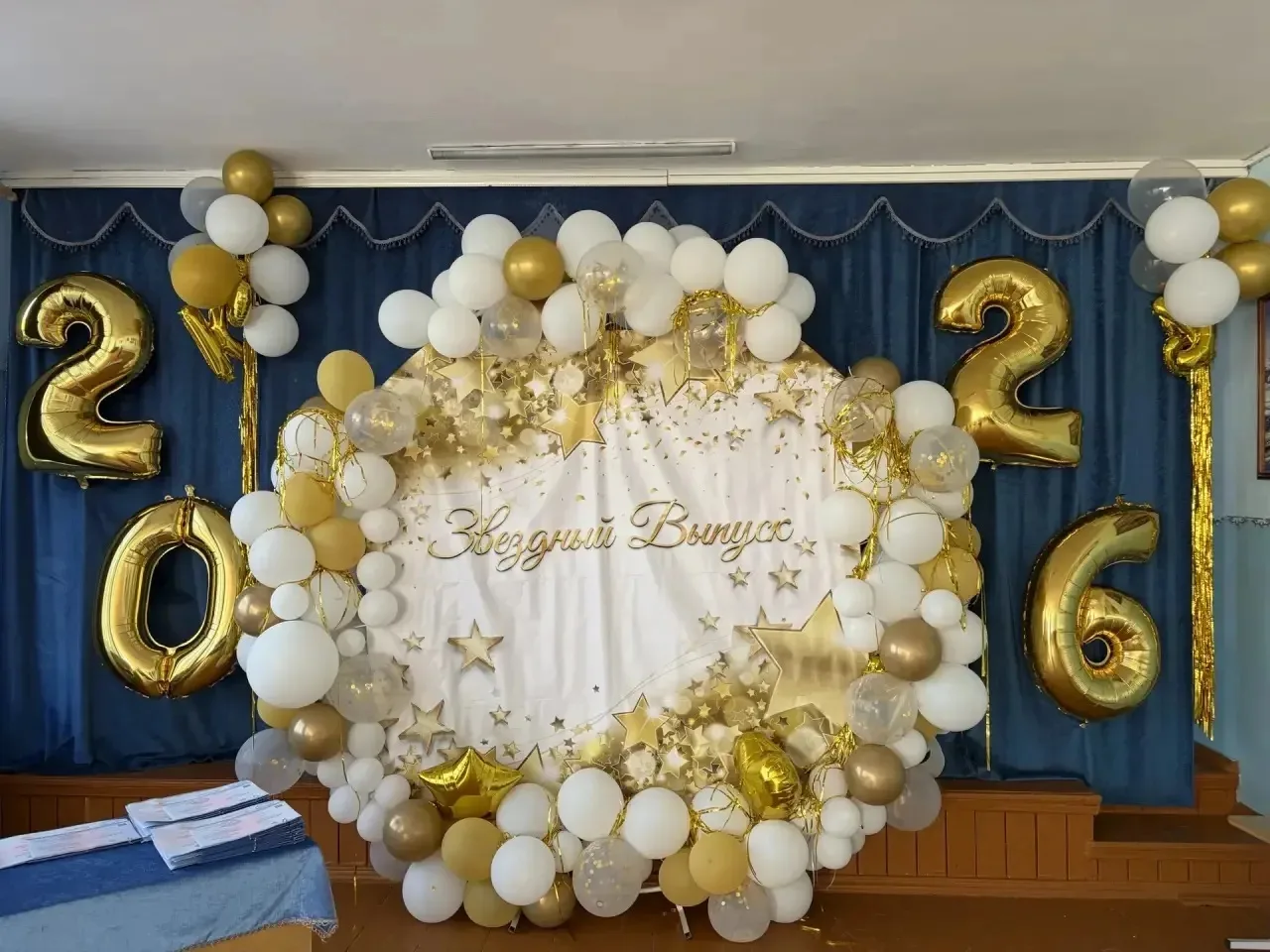 Сегодня, 27 июня, в МАОУ СОШ №1 им. М. И. Короткова состоялось трогательное и радостное событие — то