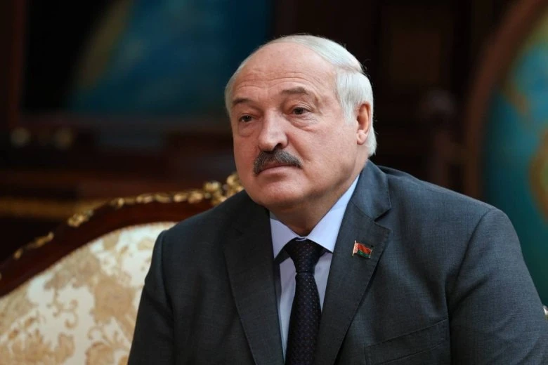 Лукашенко об атаке на автобус с детьми: Минск установит правду, Киев ответит

Александр Лукашенко на