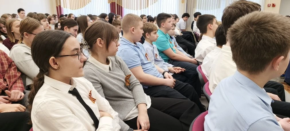 📢 Сегодня в гимназии состоялась важная встреча учащихся с представителями правоохранительных органов