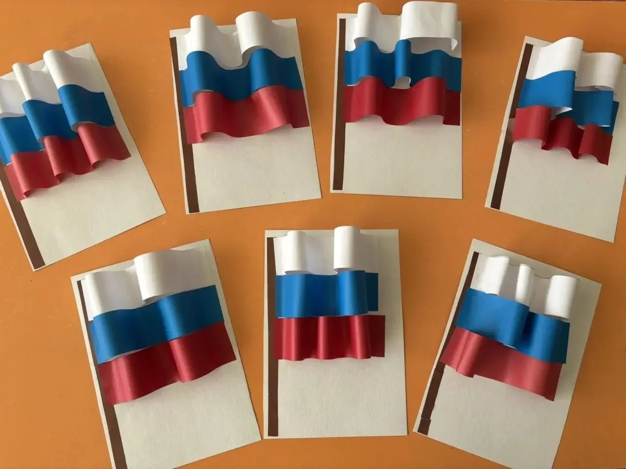 ✨🇷🇺В детском саду №17 отметили День Государственного флага Российской Федерации!