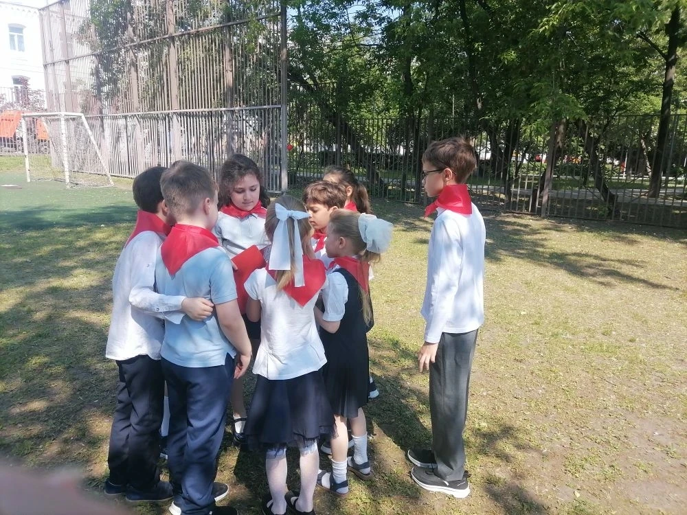 1"А" КЛАСС: ПЕРВЫЙ ШКОЛЬНЫЙ ГОД – В КОПИЛКУ!  💫 Вот и пролетел первый учебный год для наших первокла