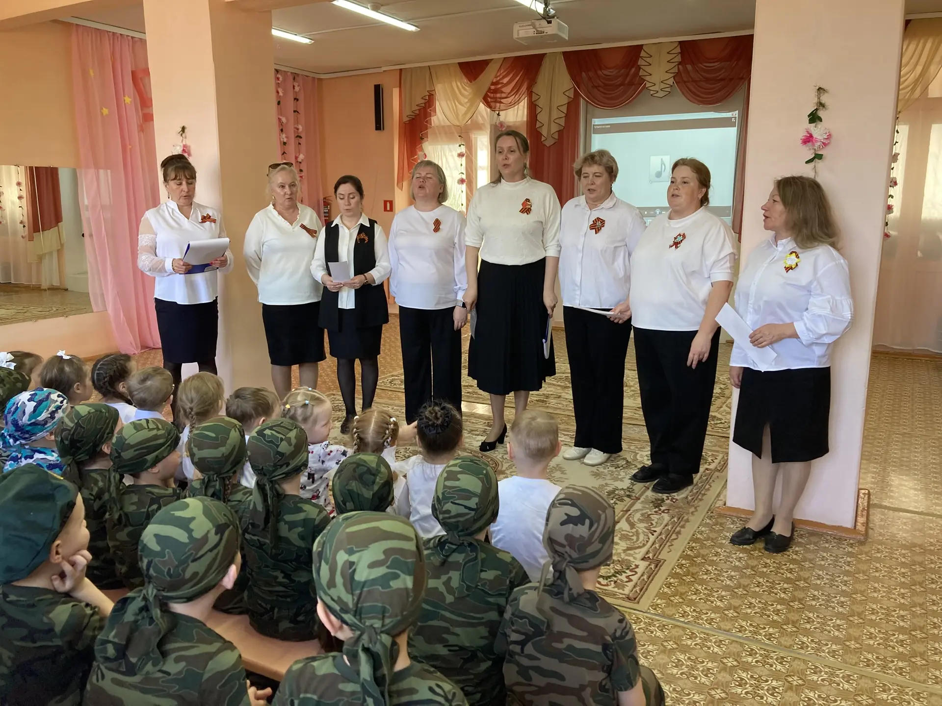🇷🇺»Подвиг наших дедов нами не забыт»🇷🇺
Сегодня в детском саду прошло два больших мероприятия, по