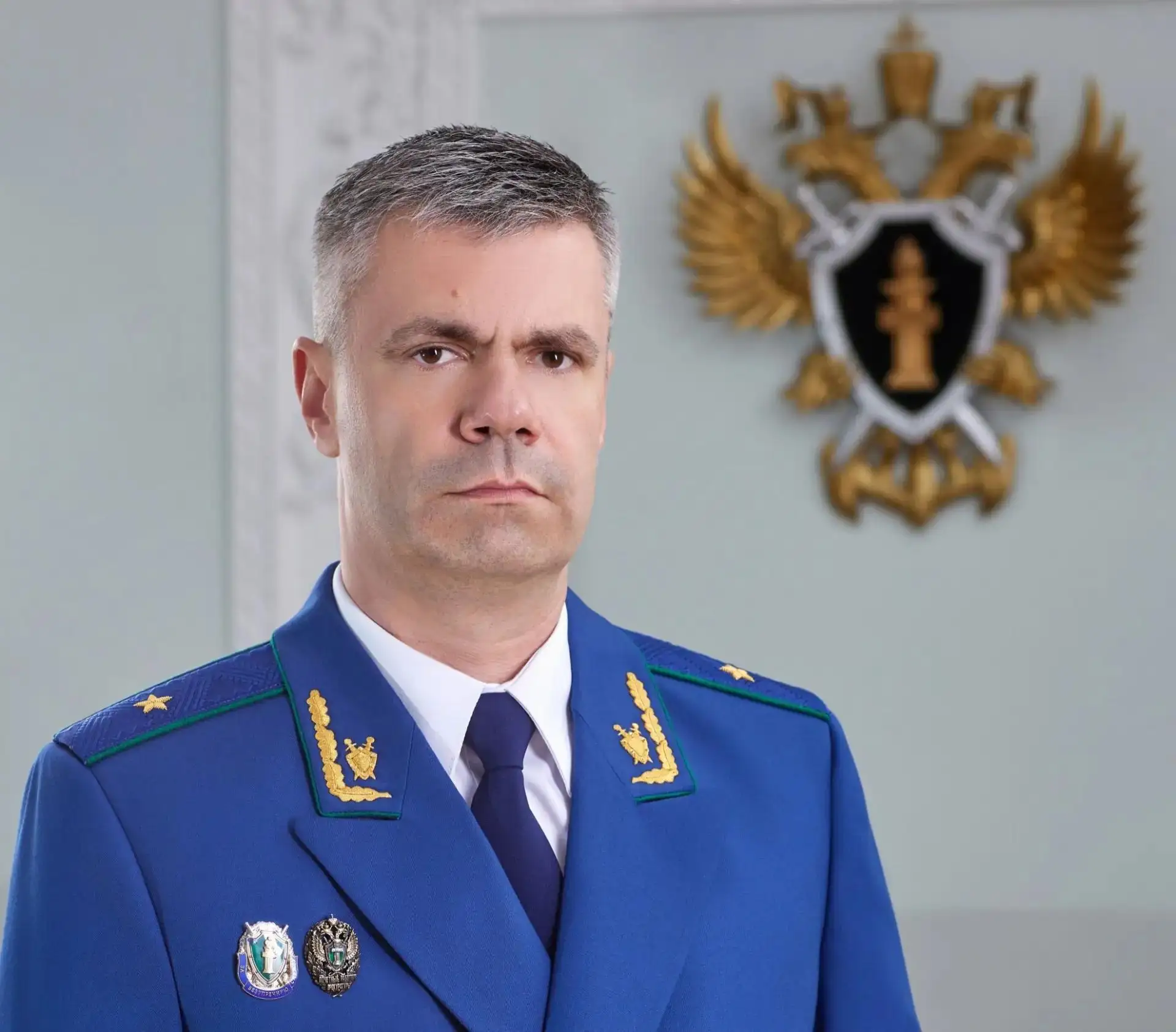 Новый прокурор на Кубани - Виктор Винецкий

46-летний государственный советник юстиции 3 класса всту
