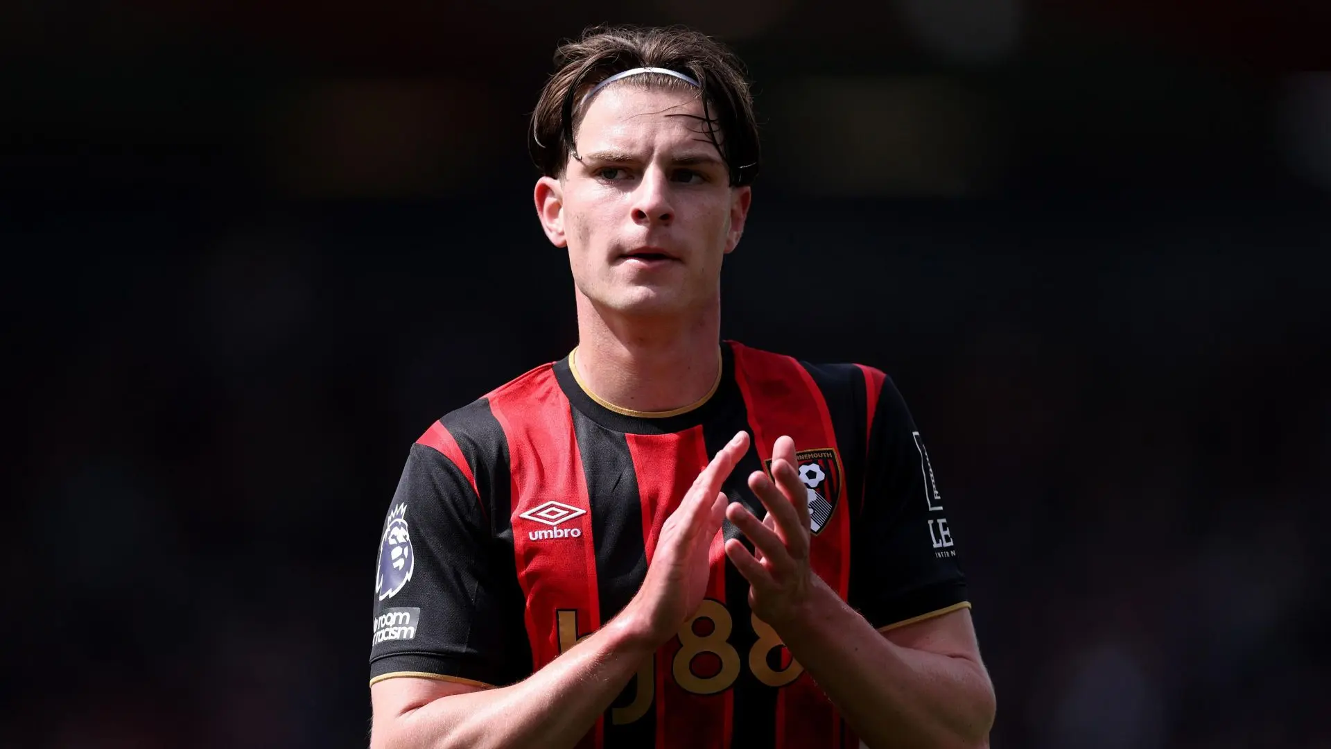 Calciomercato: «Милан» рассматривает Алекса Скотта в качестве преемника Модрича