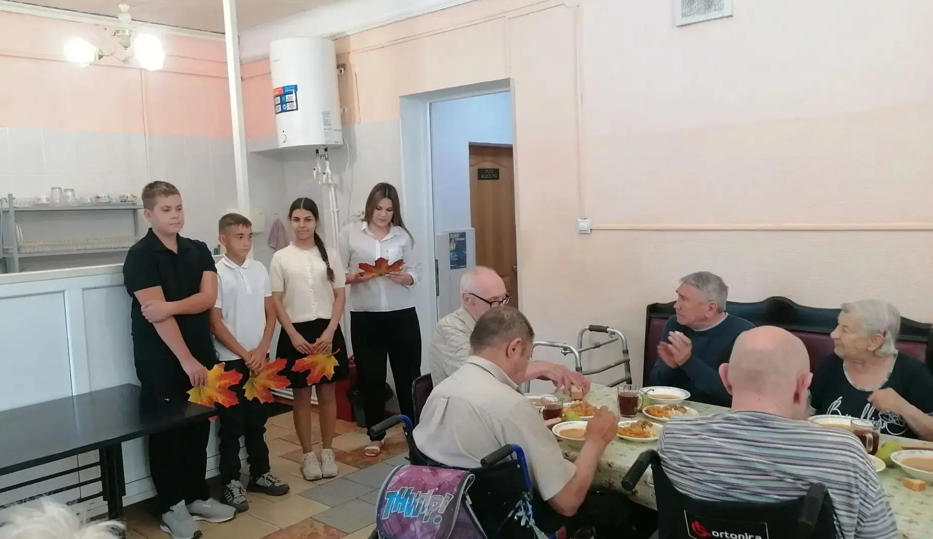 В социально-реабилитационных отделениях Центра социального обслуживания прошла добрая и...