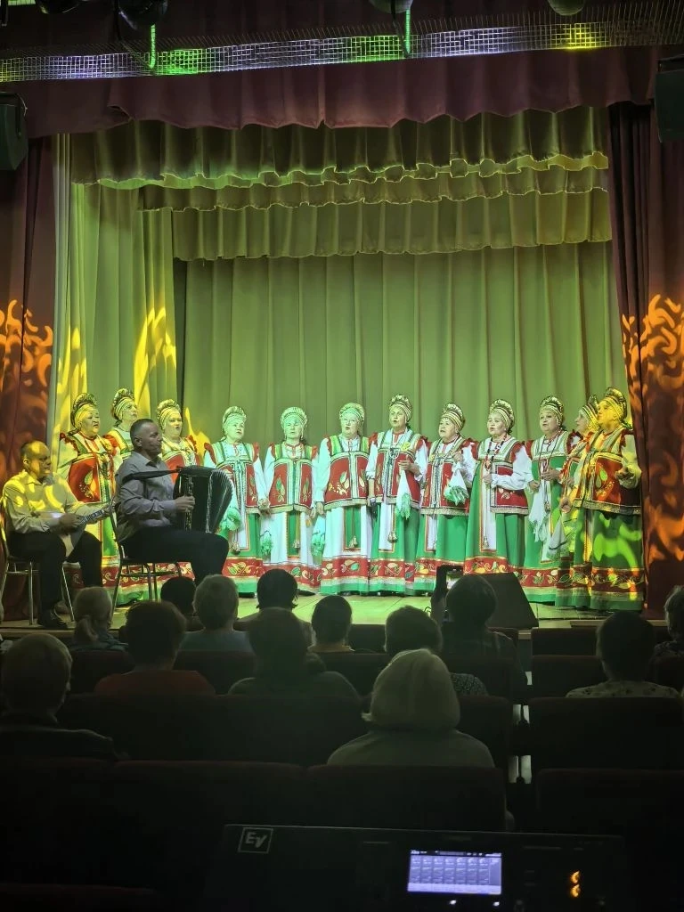 Предпраздничная программа состоялась сегодня в центре "Долголетие". 

🎉Почетный коллектив народного