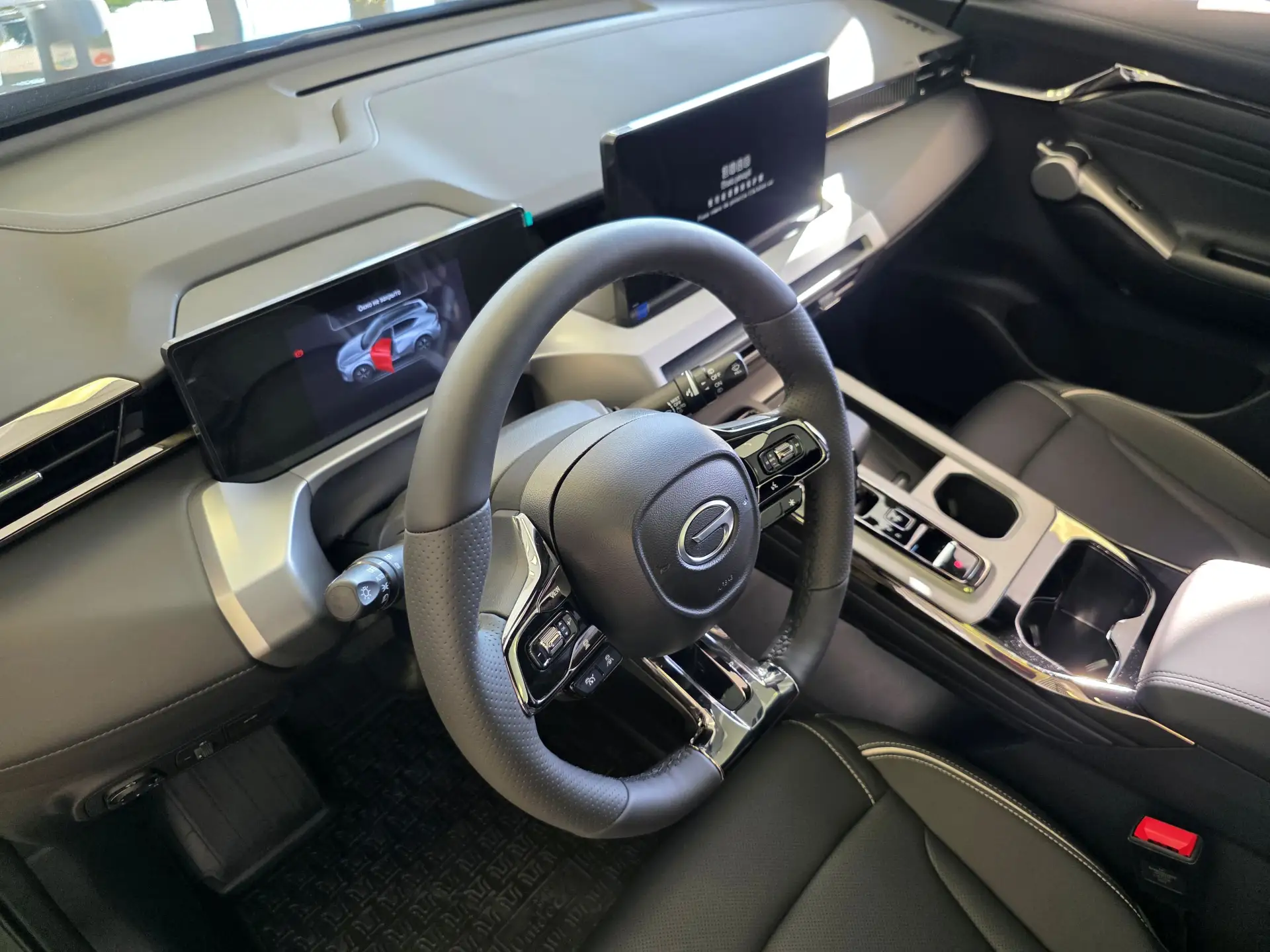 GAC GS4 — семейный кроссовер: от города до бездорожья.