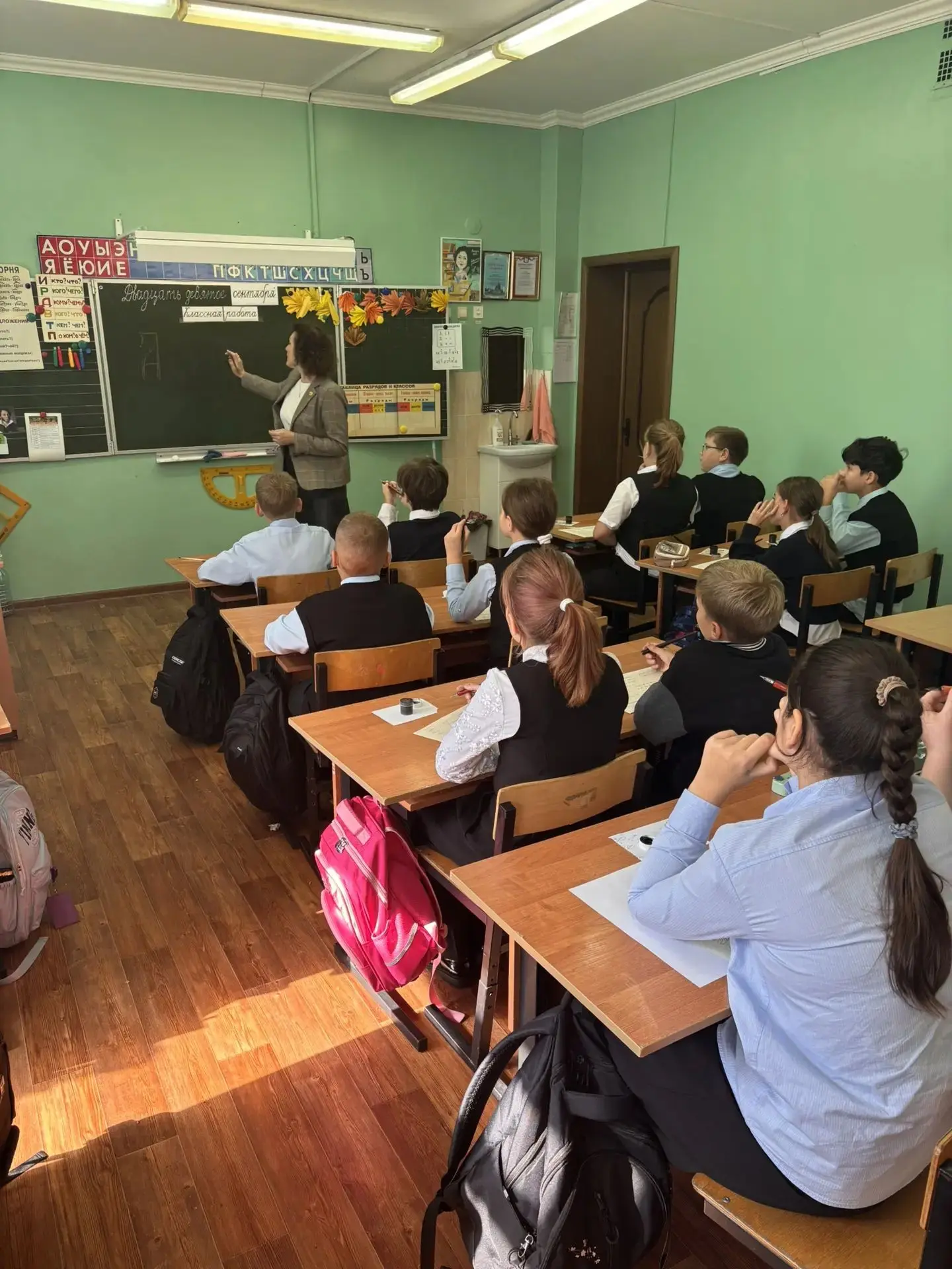 Урок живой истории: как четвероклассники школы № 6 Курчатова прикоснулись к тайнам калл...