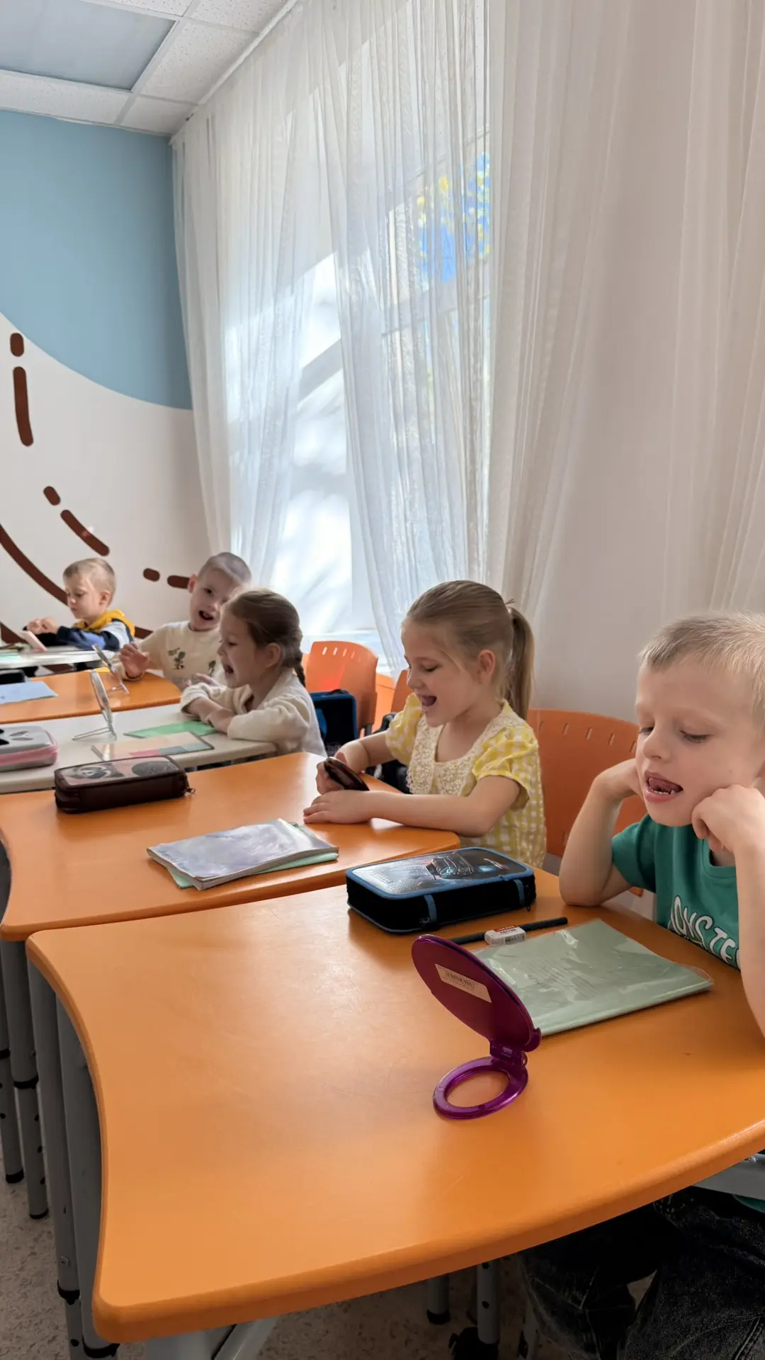 В объединение «Умный язычок»начали отрабатывать постановку звука Л