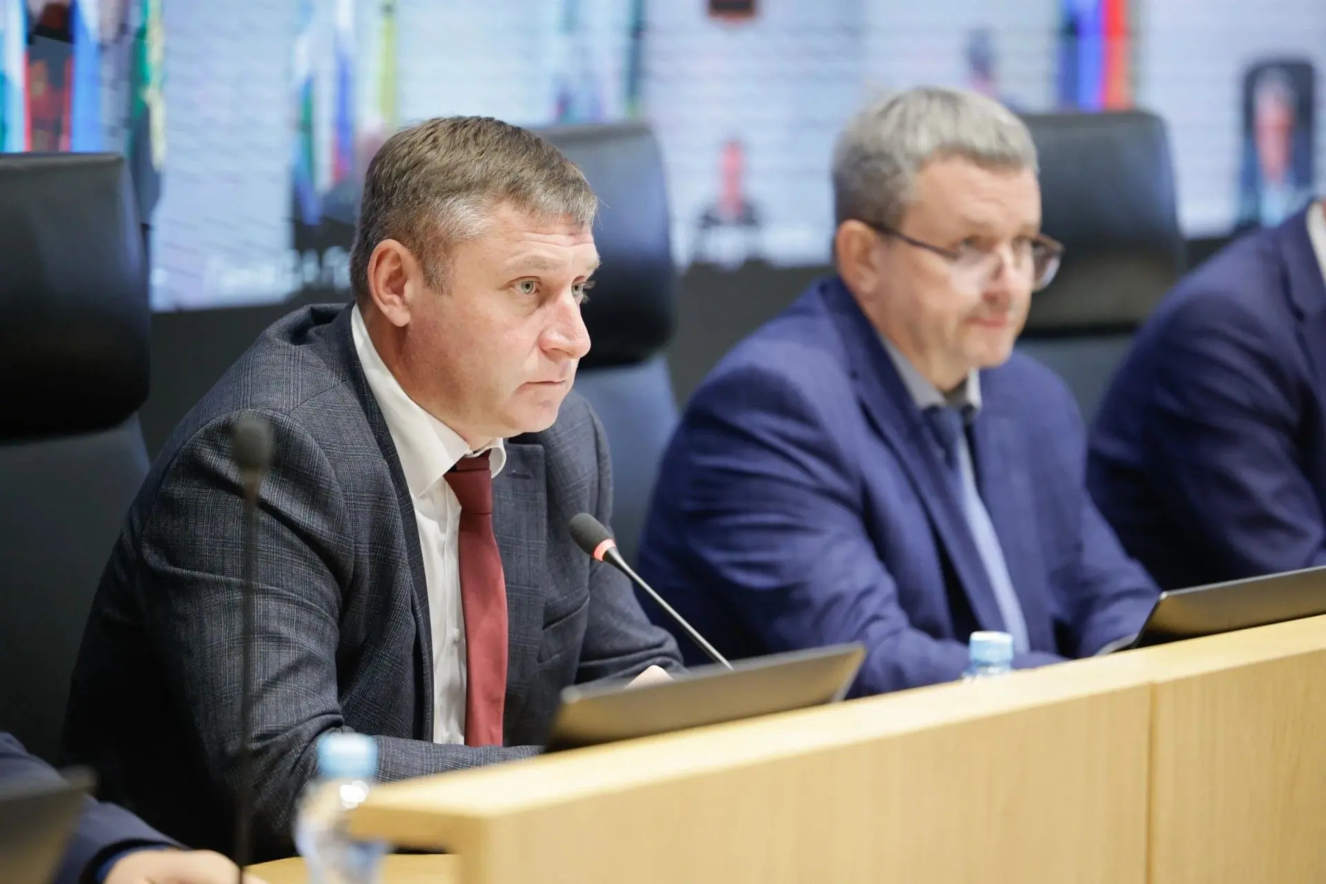 ✏Врио губернатора Белгородской области Александр Шуваев провёл рабочее совещание с прав...