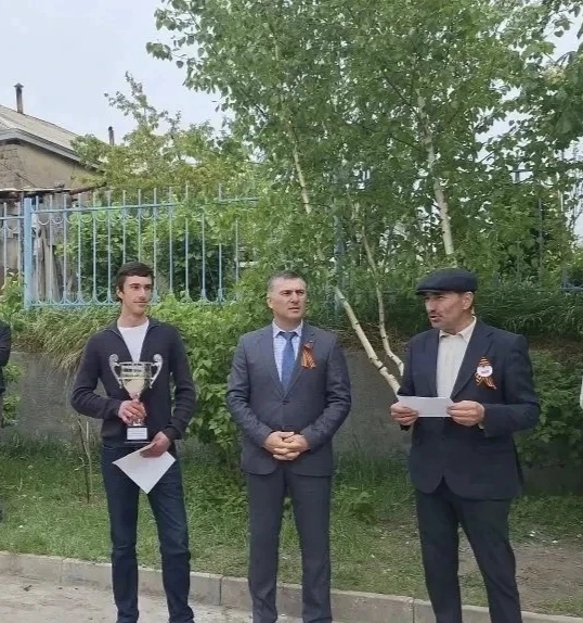 ⭐ Наследники Победы:                 в селе Хлют состоялись спортивные соревнования сре...