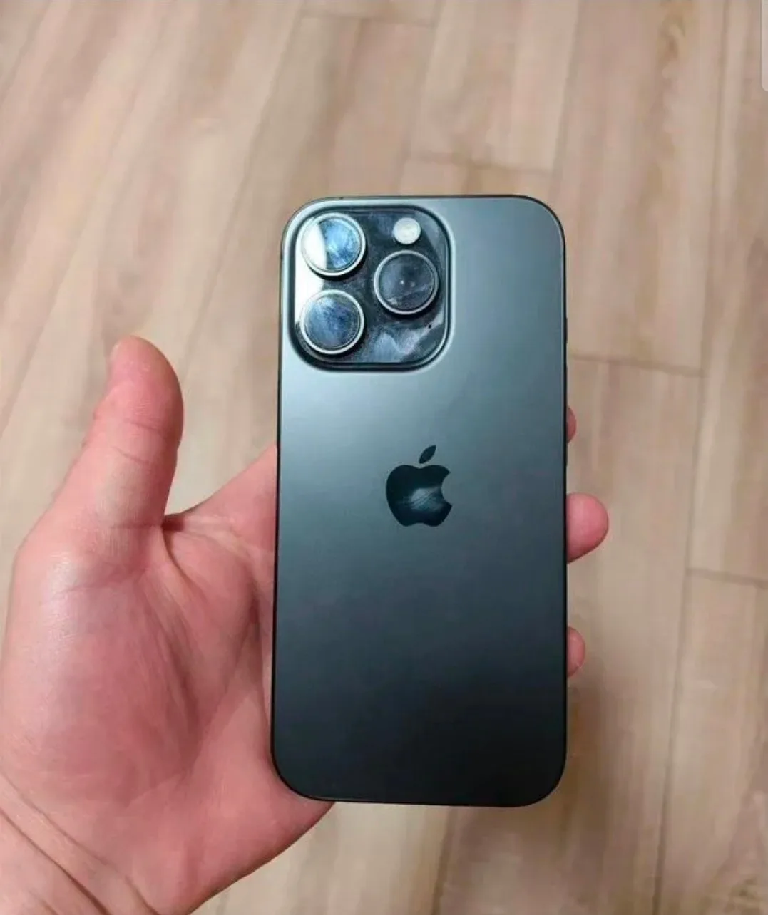 iPhone 16 Pro Продаю свой телефон, состояние очень хорошее. Пользовался аккуратно, поэт...