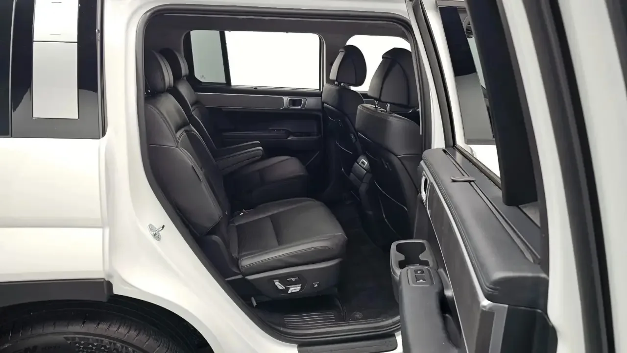 🇰🇷🤝Две Hyundai Santa Fe в новом поколении с торговой площадки Южной Кореи  Доступны к покупке  — 1.6