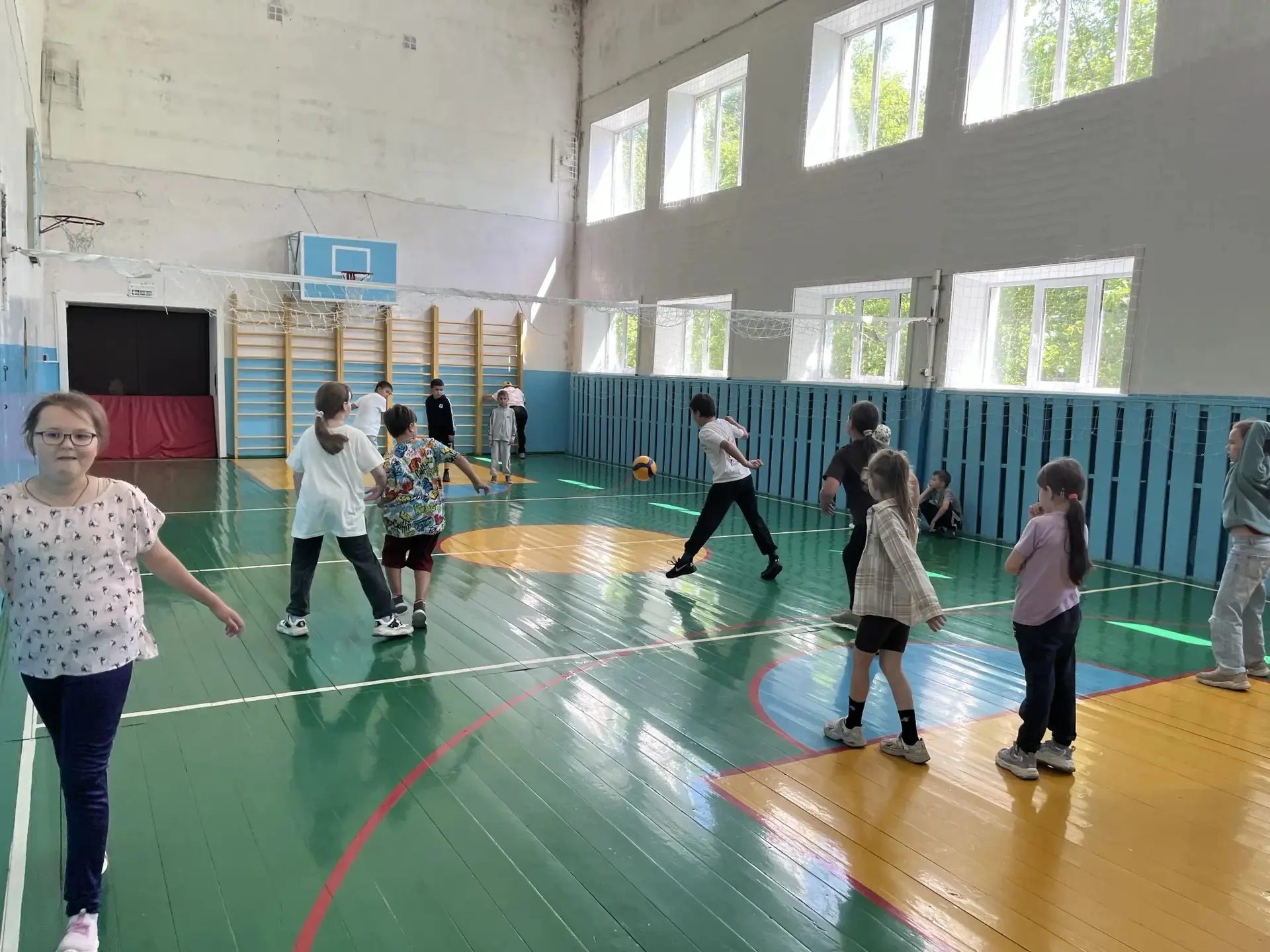 🌟 Жизнь в нашем лагере кипит! 

Друзья, у нас тут настоящий праздник спорта и веселья 😊 Сегодня пр