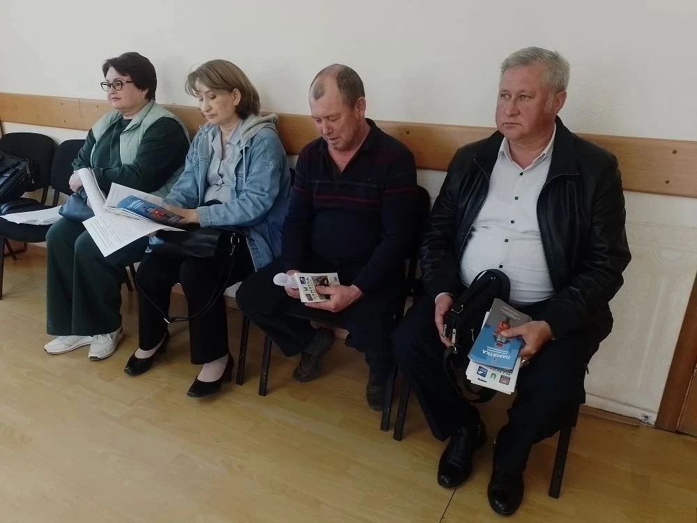 ⛽️ Новые меры безопасности в Лениногорске  В Лениногорске вводят запрет на продажу бензина несоверше