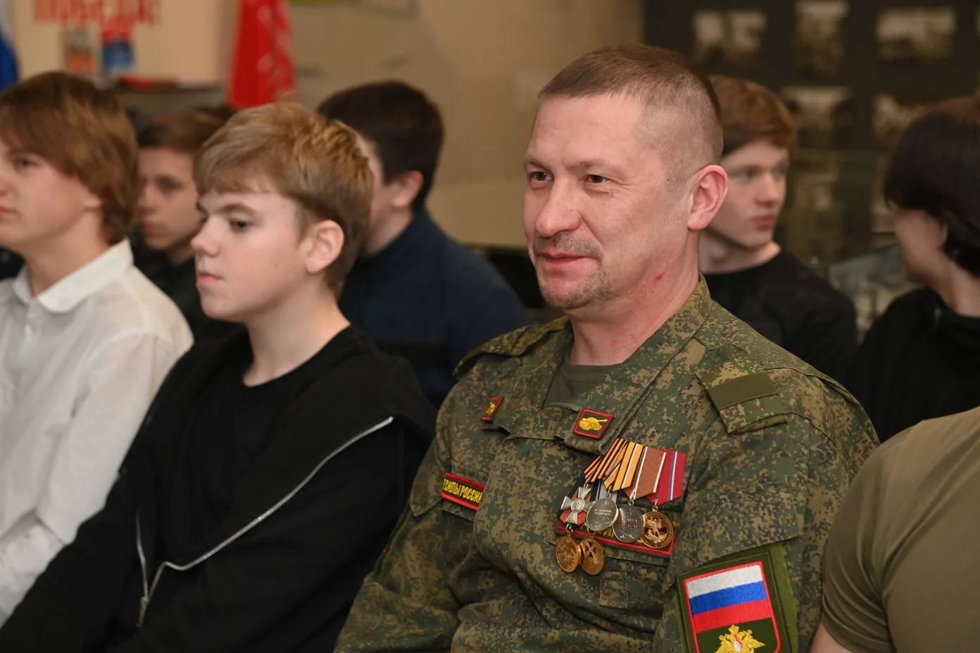 ОТКРЫТИЕ НОВОЙ ЭКСПОЗИЦИИ В ШКОЛЬНОМ МУЗЕЕ  ♦️ Сегодня в нашем музее "Мой Петрозаводск - мои рубежи"