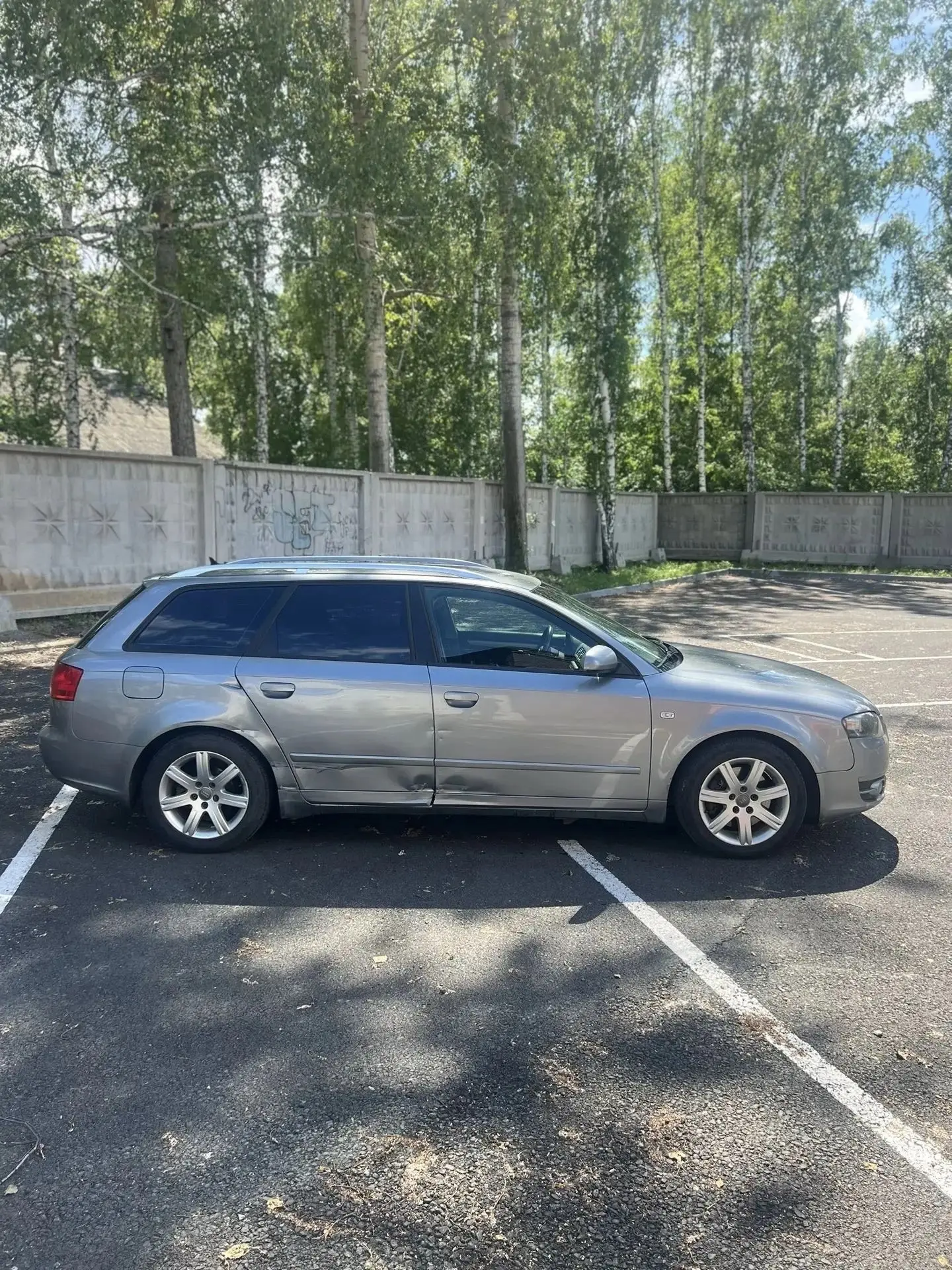 В продаже Audi A4
Год выпуска 2007
Кузов универсал 
Двигатель 1.8 турбо бензин
Хорошее состояние для