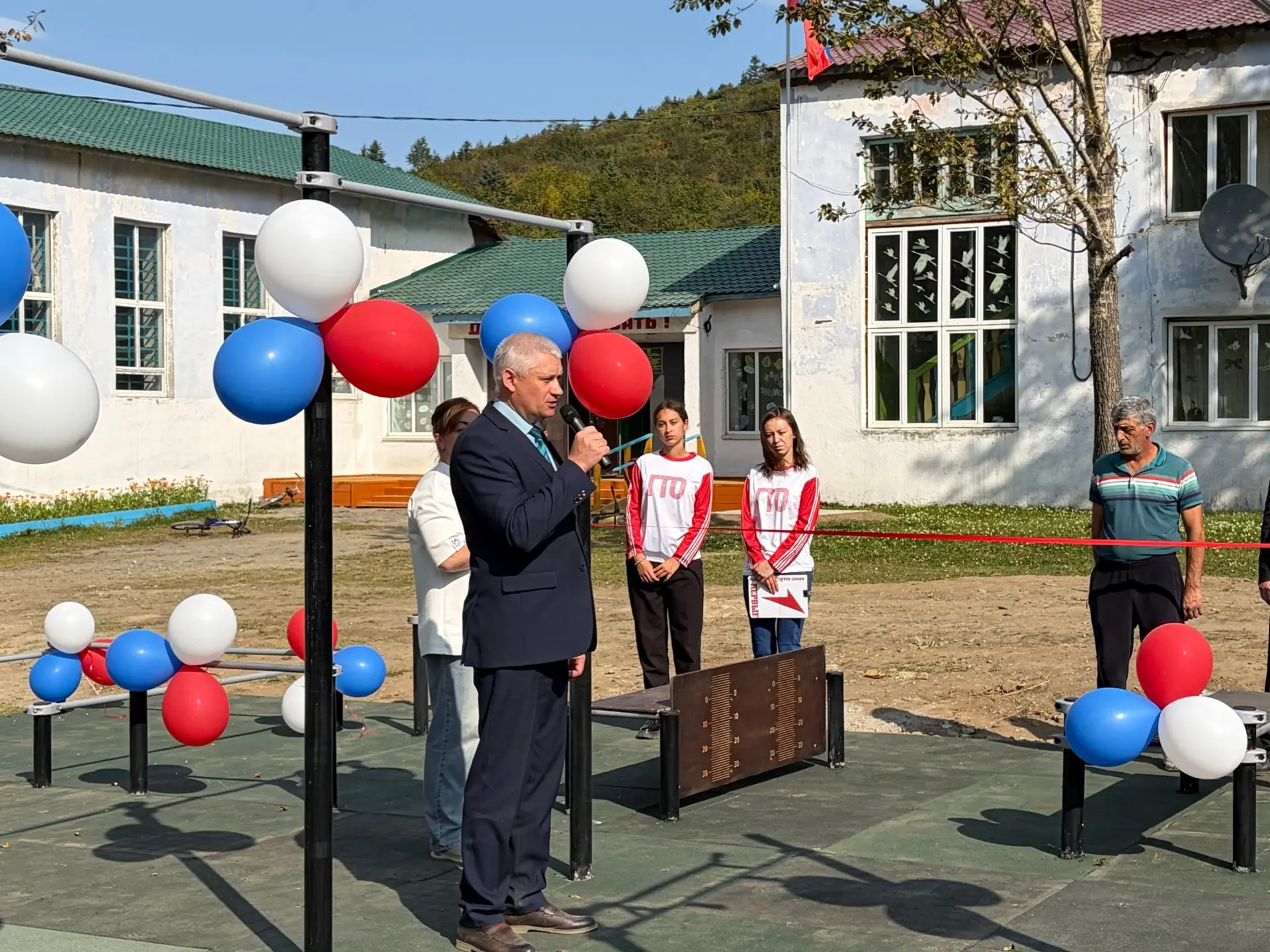 В селе Аян торжественно открыта новая спортивная площадка ГТО