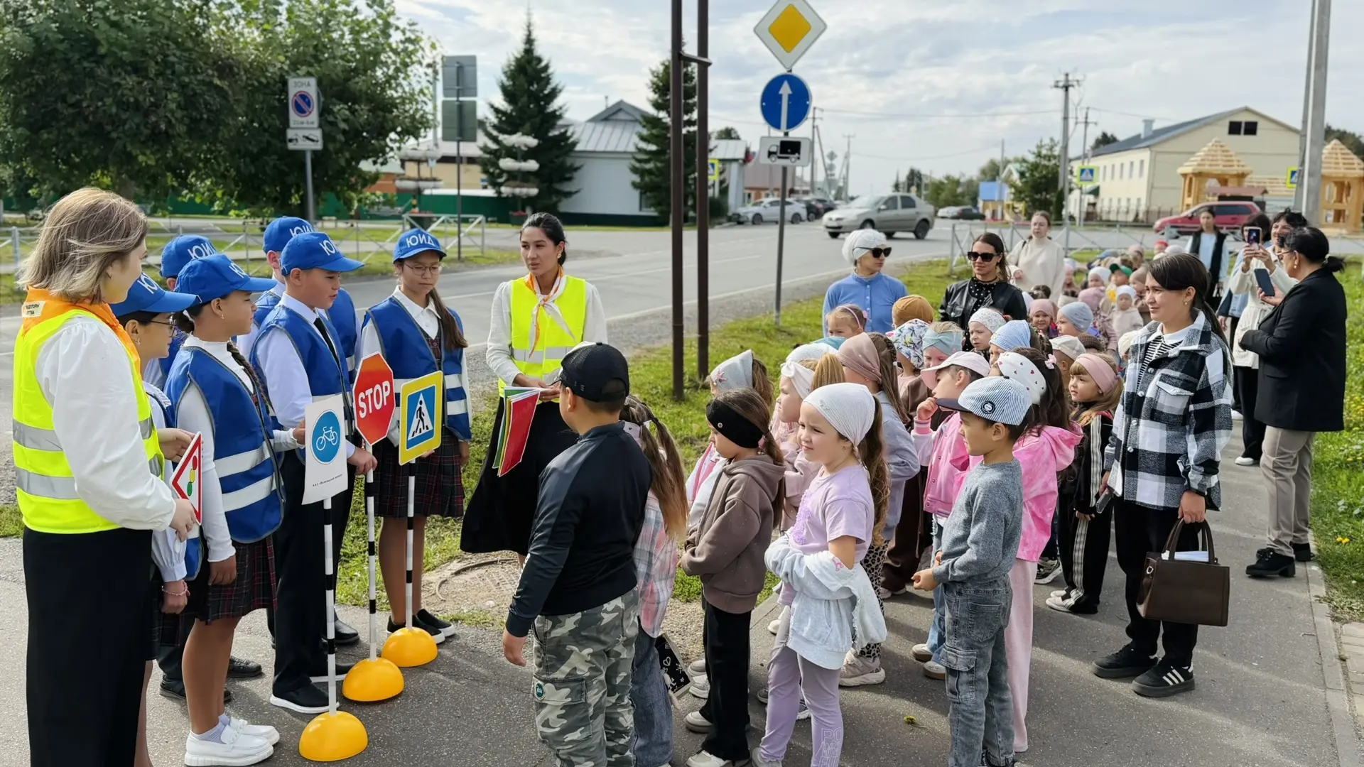 🌟 Внимание, пешеход! В нашей школе прошла всероссийская акция «Засветись».