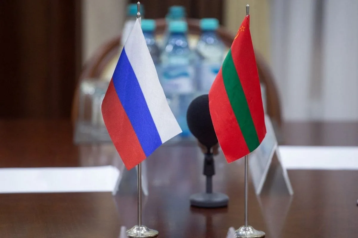 Кая Каллас «согласилась» на присутствие российских войск в Евросоюзе.