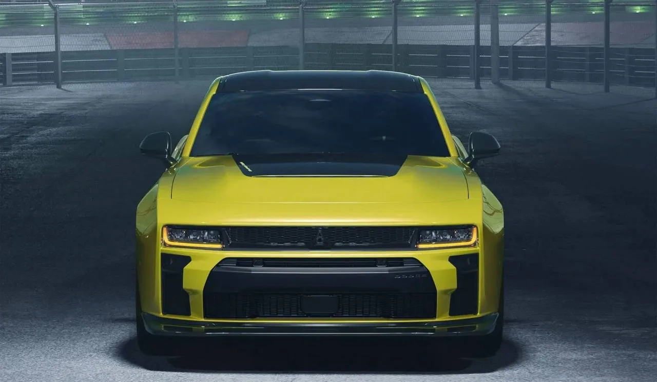 🔥🔥🔥🔥🔥 Dodge представила новый Charger Super Bee – 600-сильный маслкар с необычной гибридной сис