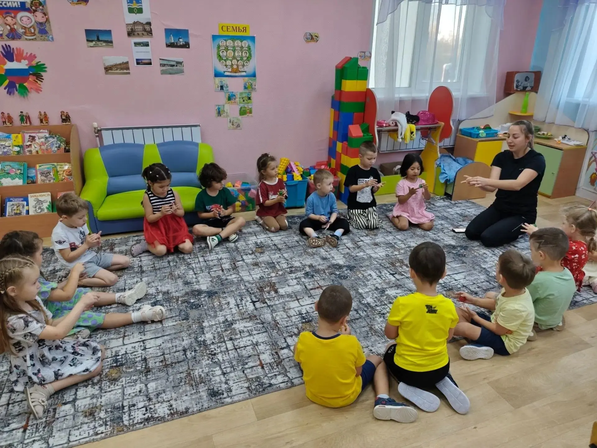 Наши «Солнечные лучики» и их замечательные родители!