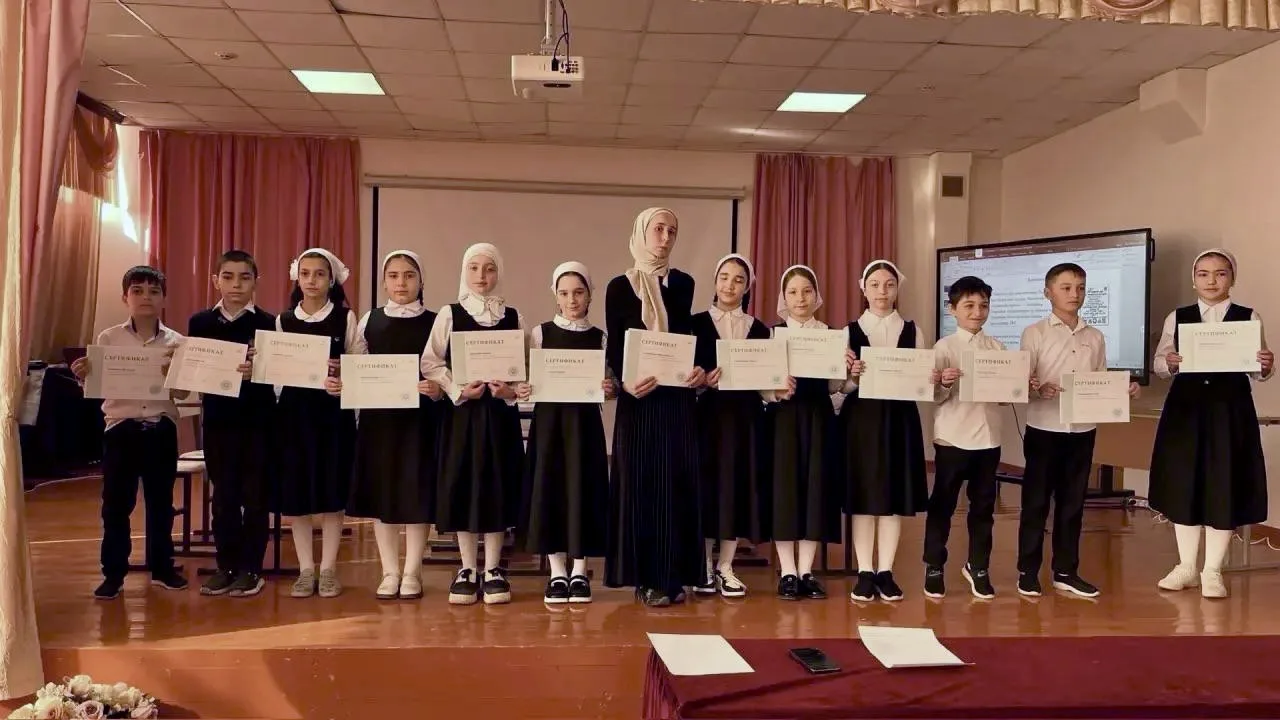 В АРГУНЕ СОСТОЯЛСЯ «УРОК НА СЦЕНЕ» ПО ТРУДУ (ТЕХНОЛОГИИ) ДЛЯ УЧИТЕЛЕЙ НАЧАЛЬНЫХ КЛАССОВ  Дорогие дру