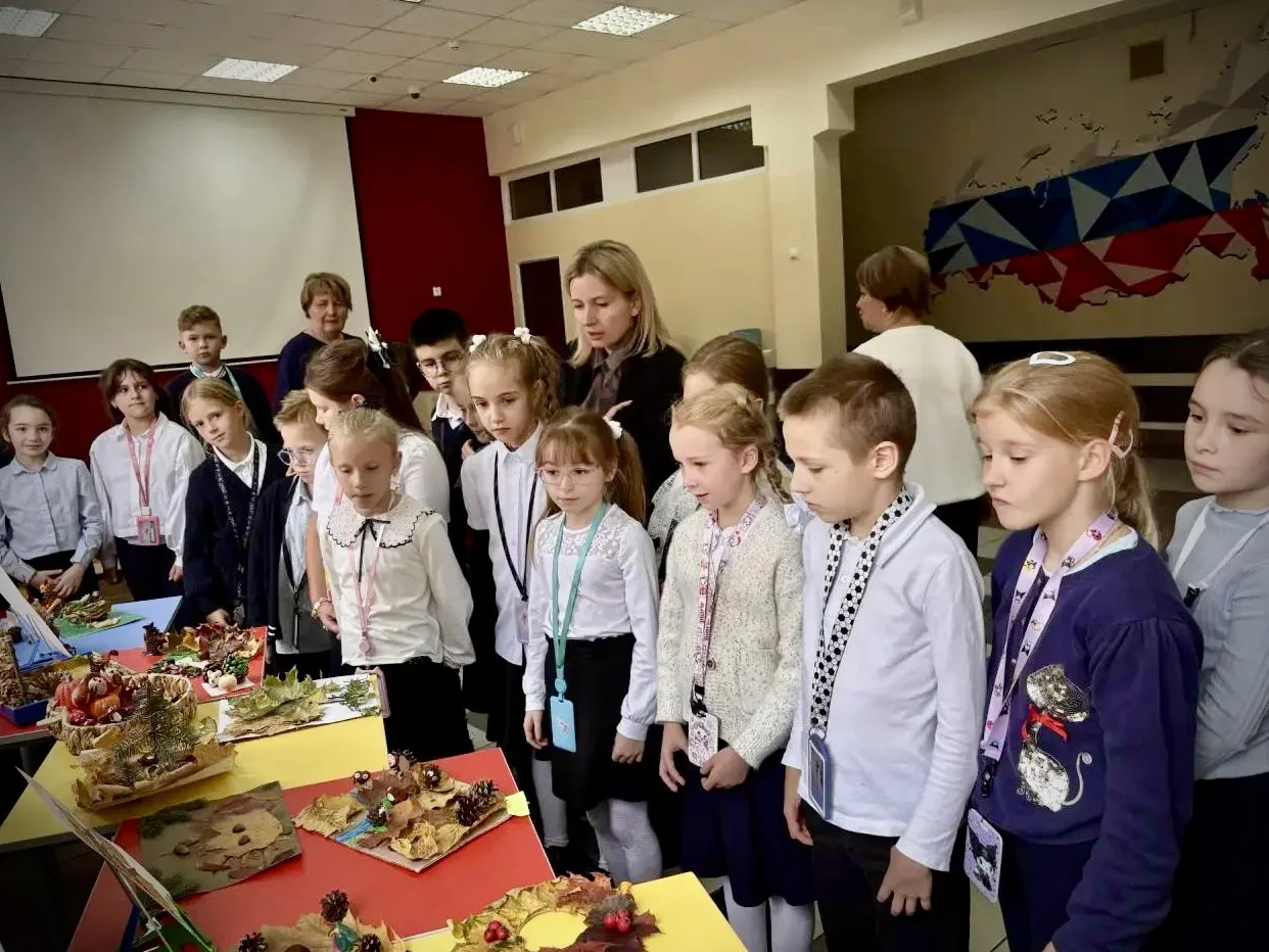 🍂 Осеннее настроение в начальной школе!