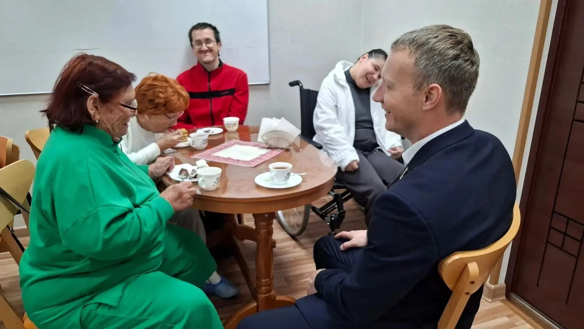 Мои коллеги, региональные Уполномоченные по правам человека, провели День пожилого чело...
