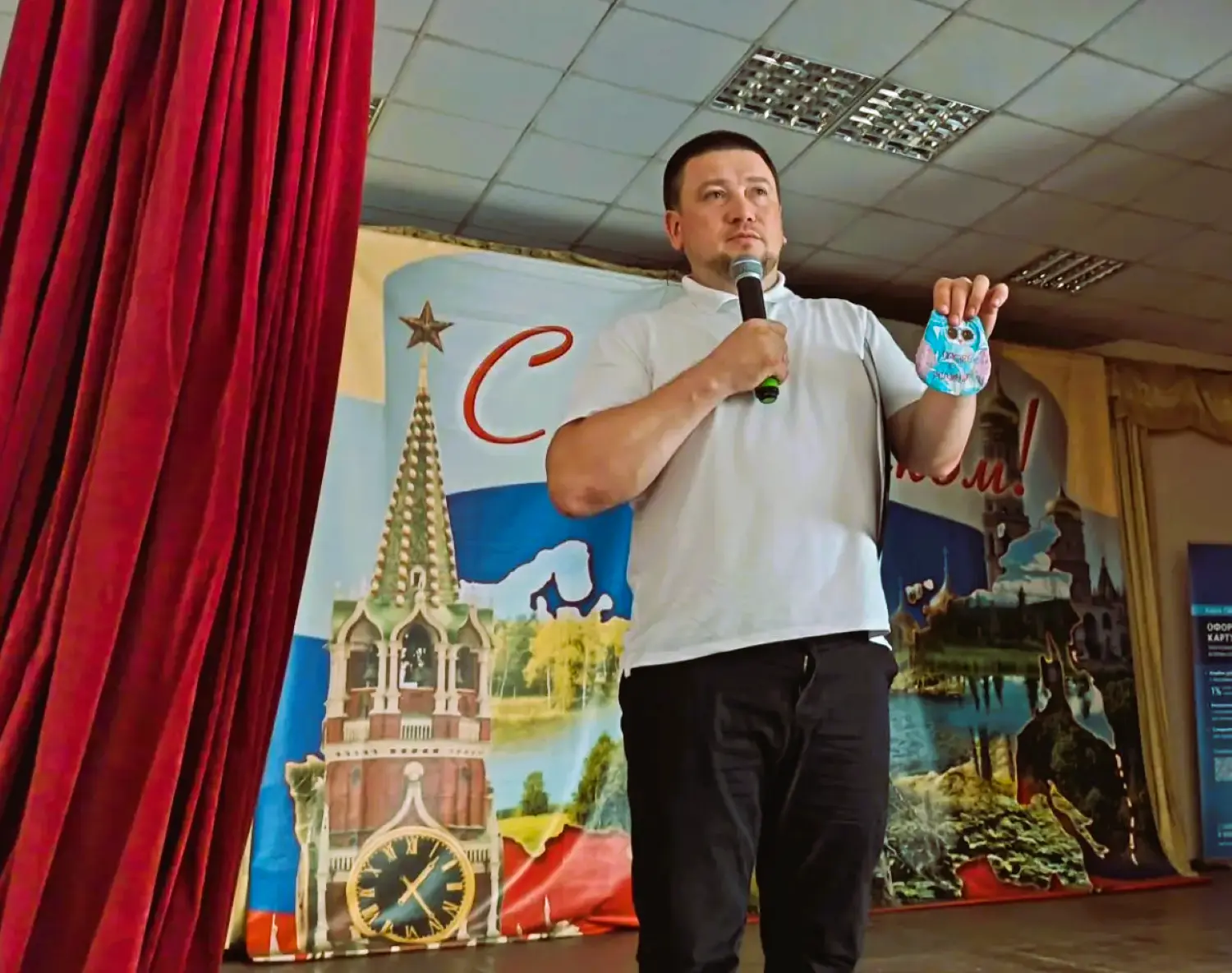 🇷🇺 Сегодня в госпитале города Саратова прошла концертная программа для военнослужащих проходящих л