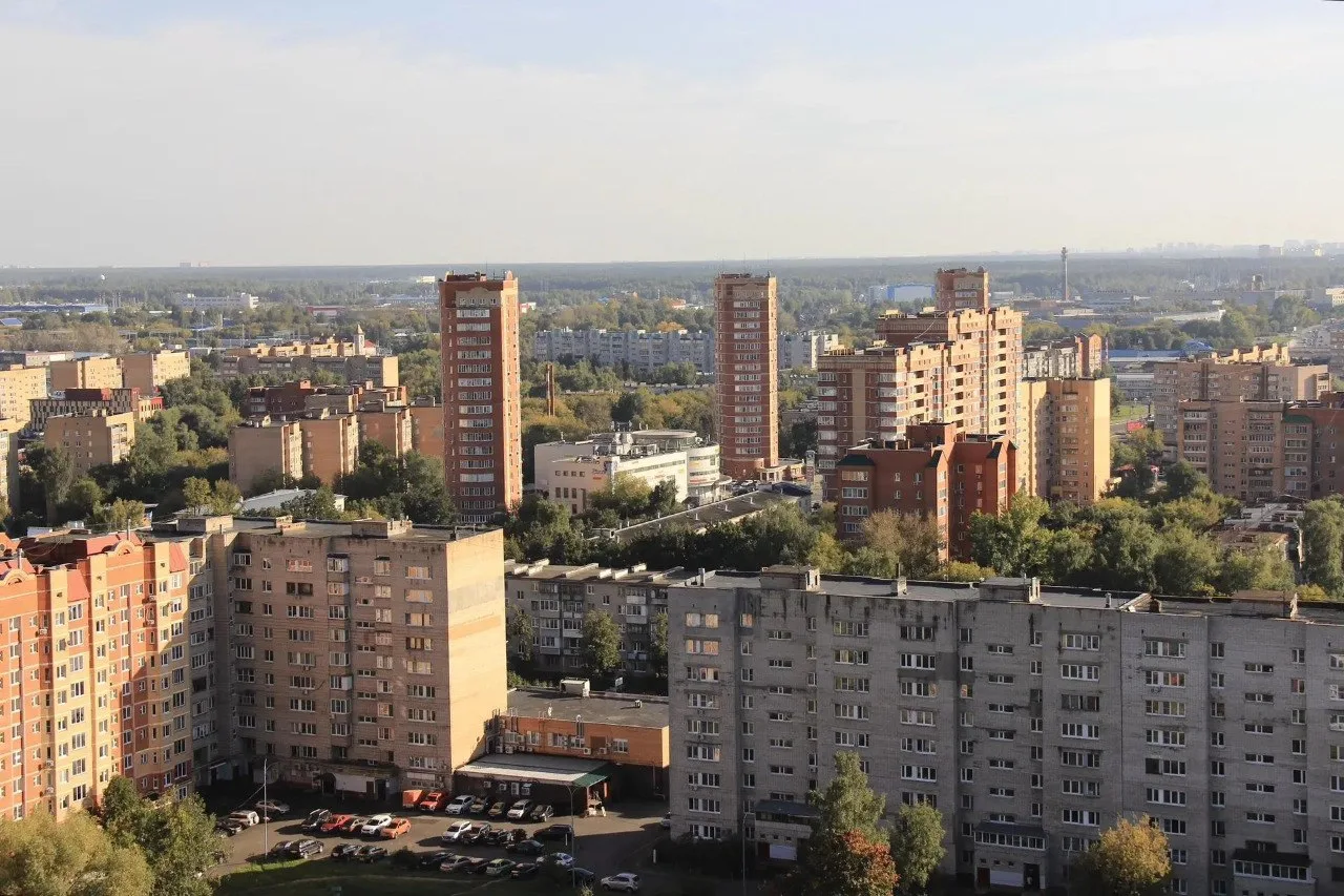 Сегодня 12 сентября — день, когда будильник можно торжественно отключить. Кстати, в это...