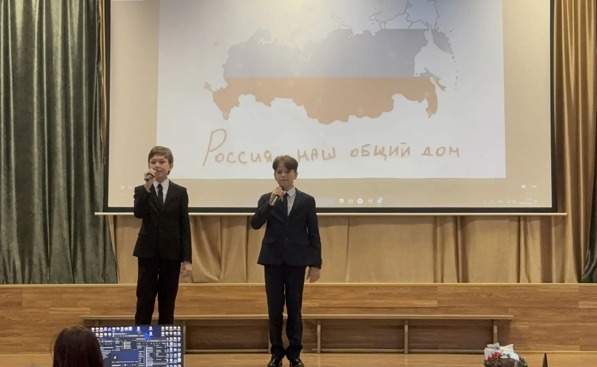 Встречи сердец: мы вместе!   9 апреля в гимназии был проведен музыкальный фестиваль «Встречи сердец: